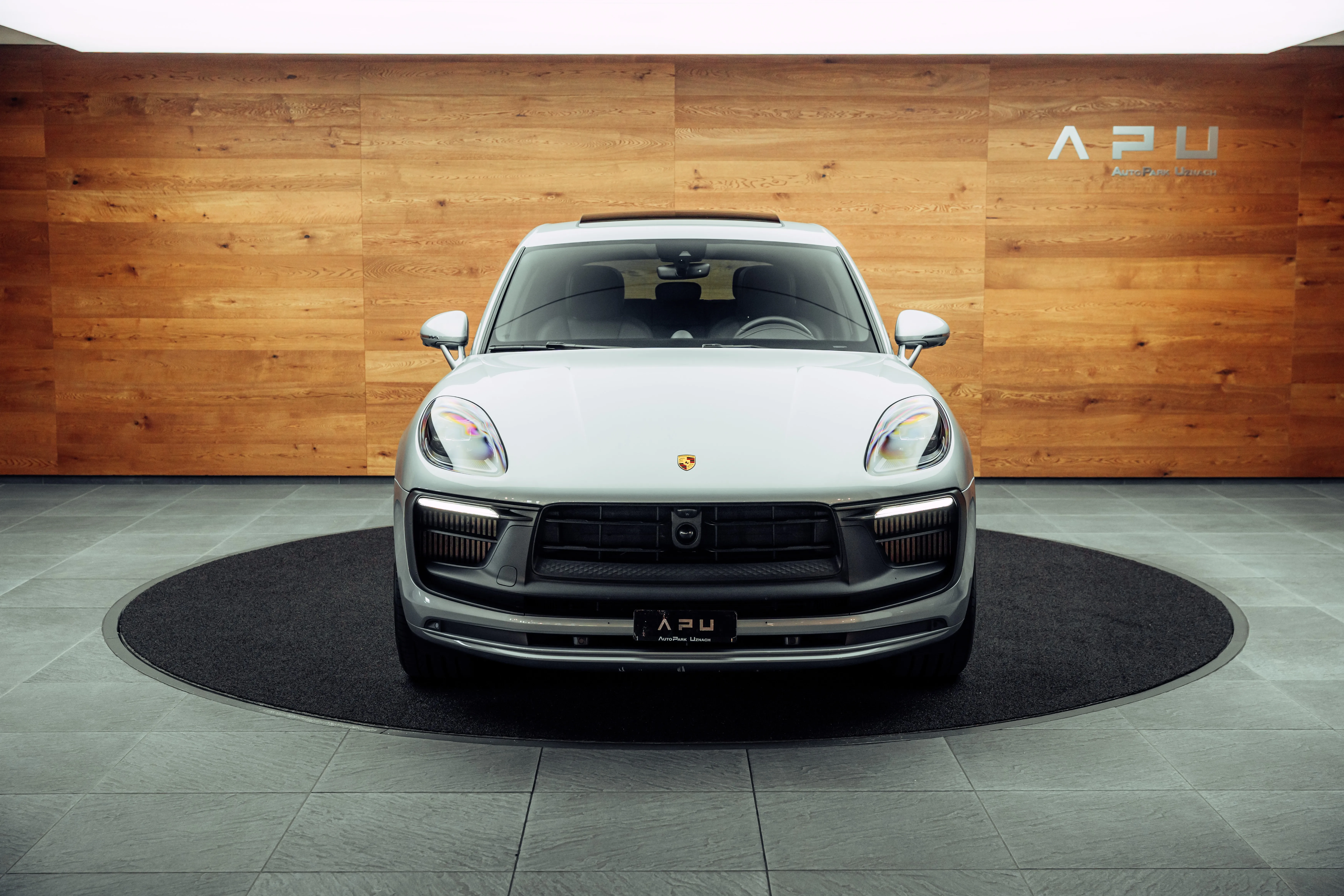 2023 Porsche Macan GTS, 18/19