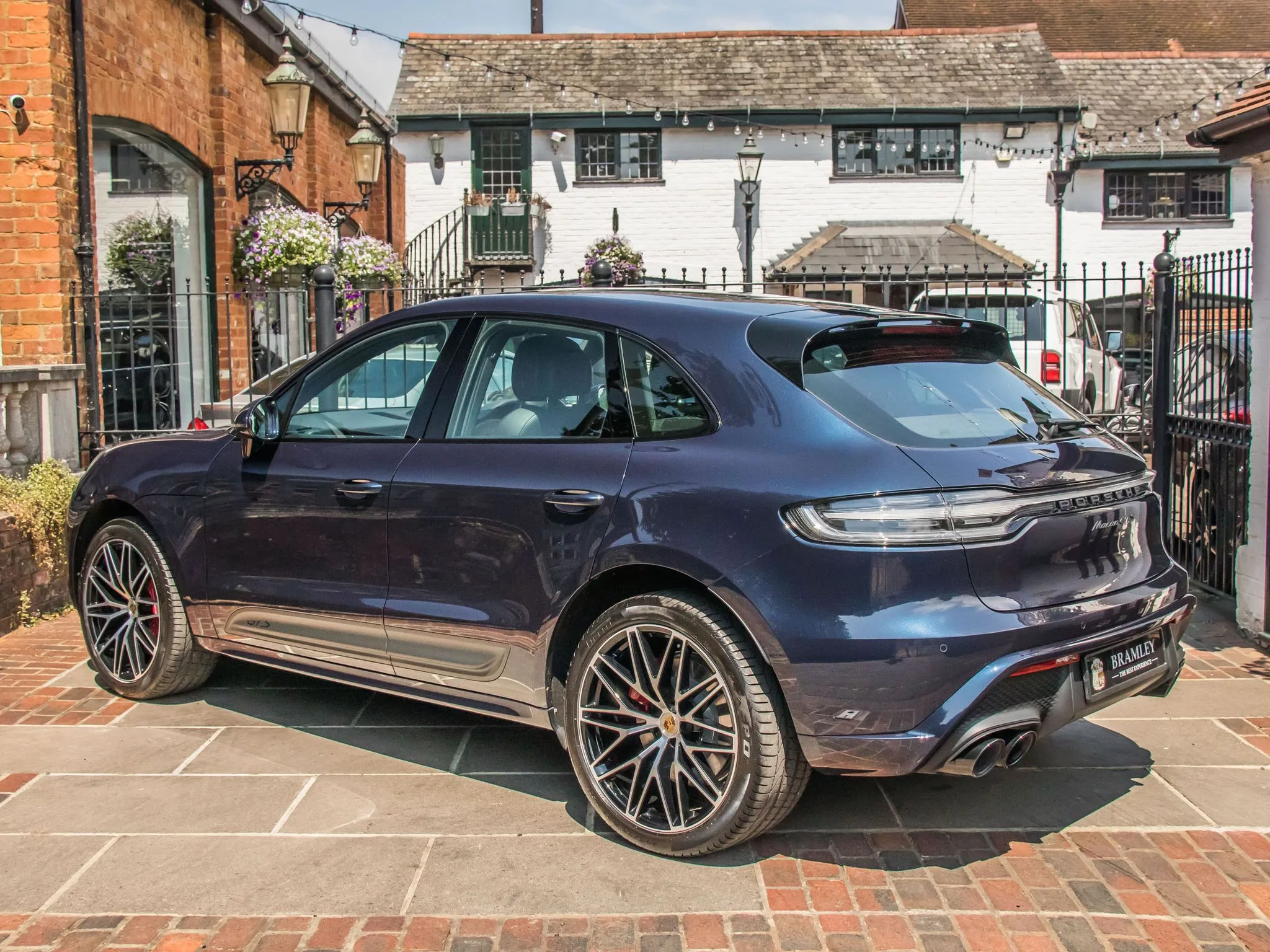 2023 Porsche Macan GTS, 7/23