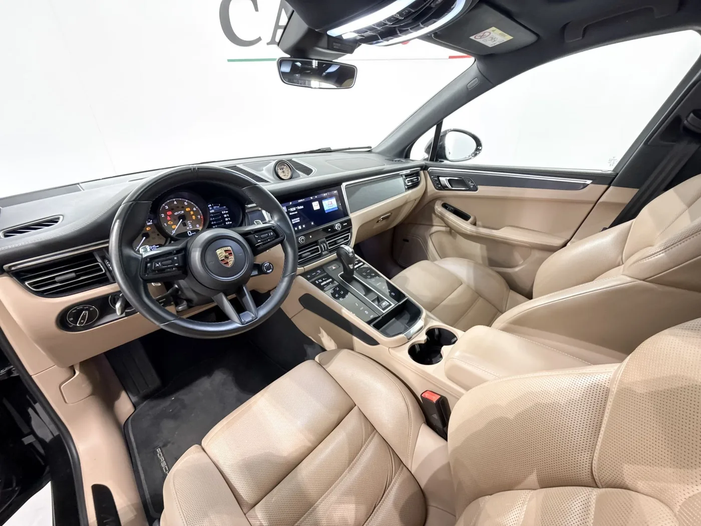 2023 Porsche Macan GTS offered by a supercar dealer in Zibido San Giacomo, Italy, photo 14 of 24