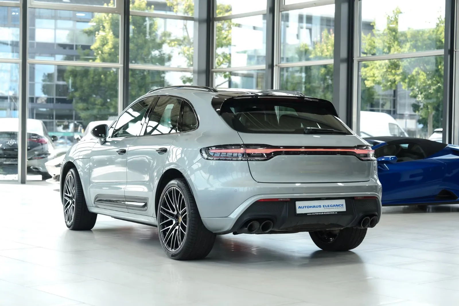 2023 Porsche Macan GTS, 3/26