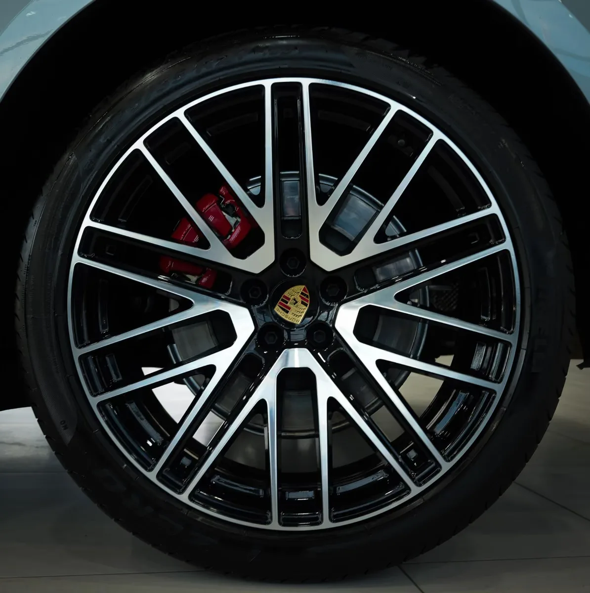 2023 Porsche Macan GTS, 10/26