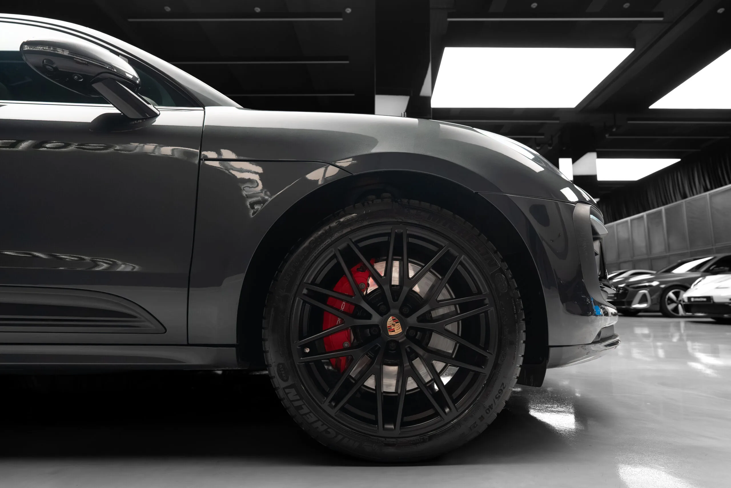 2023 Porsche Macan GTS, 4/30