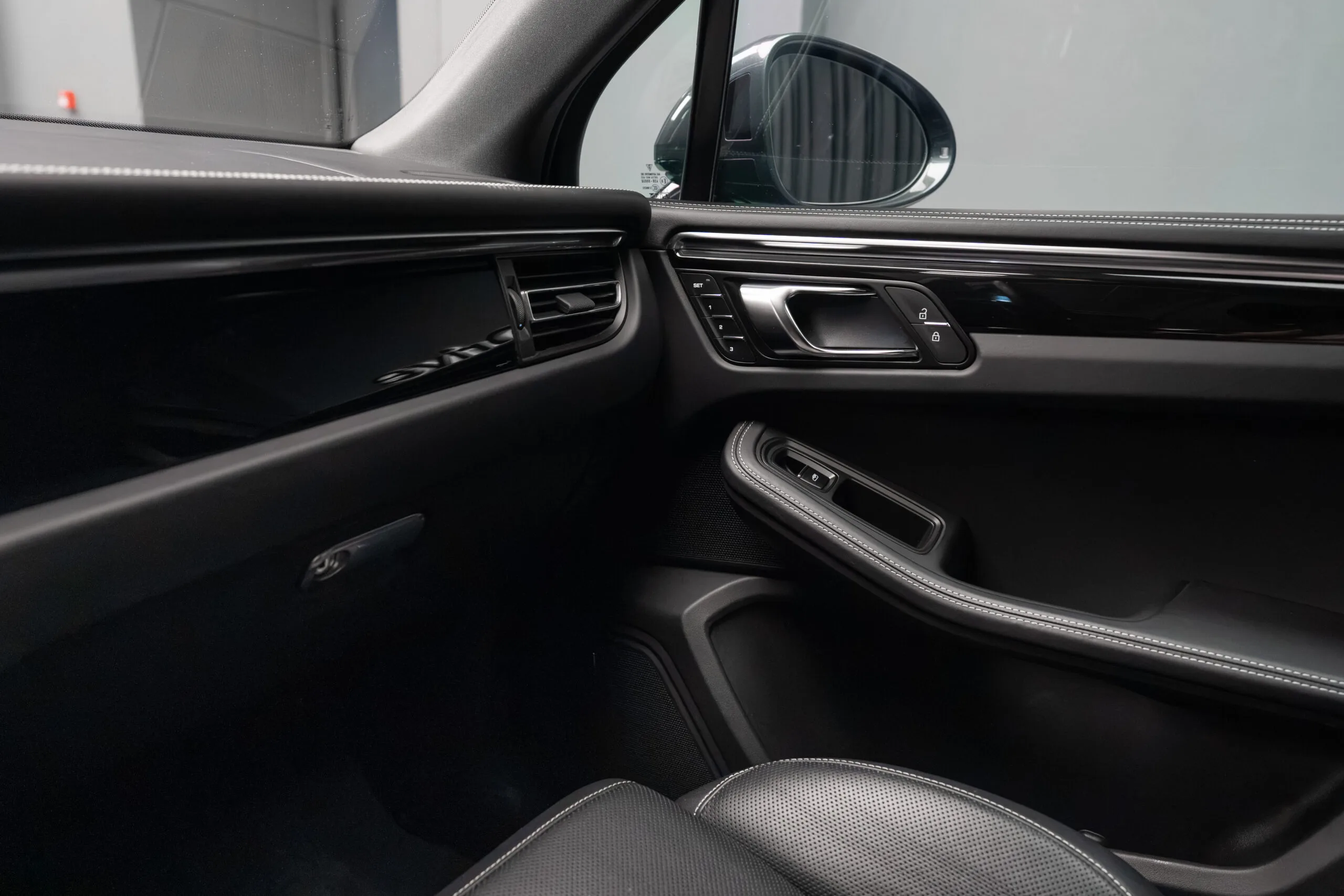 2023 Porsche Macan GTS, 16/30