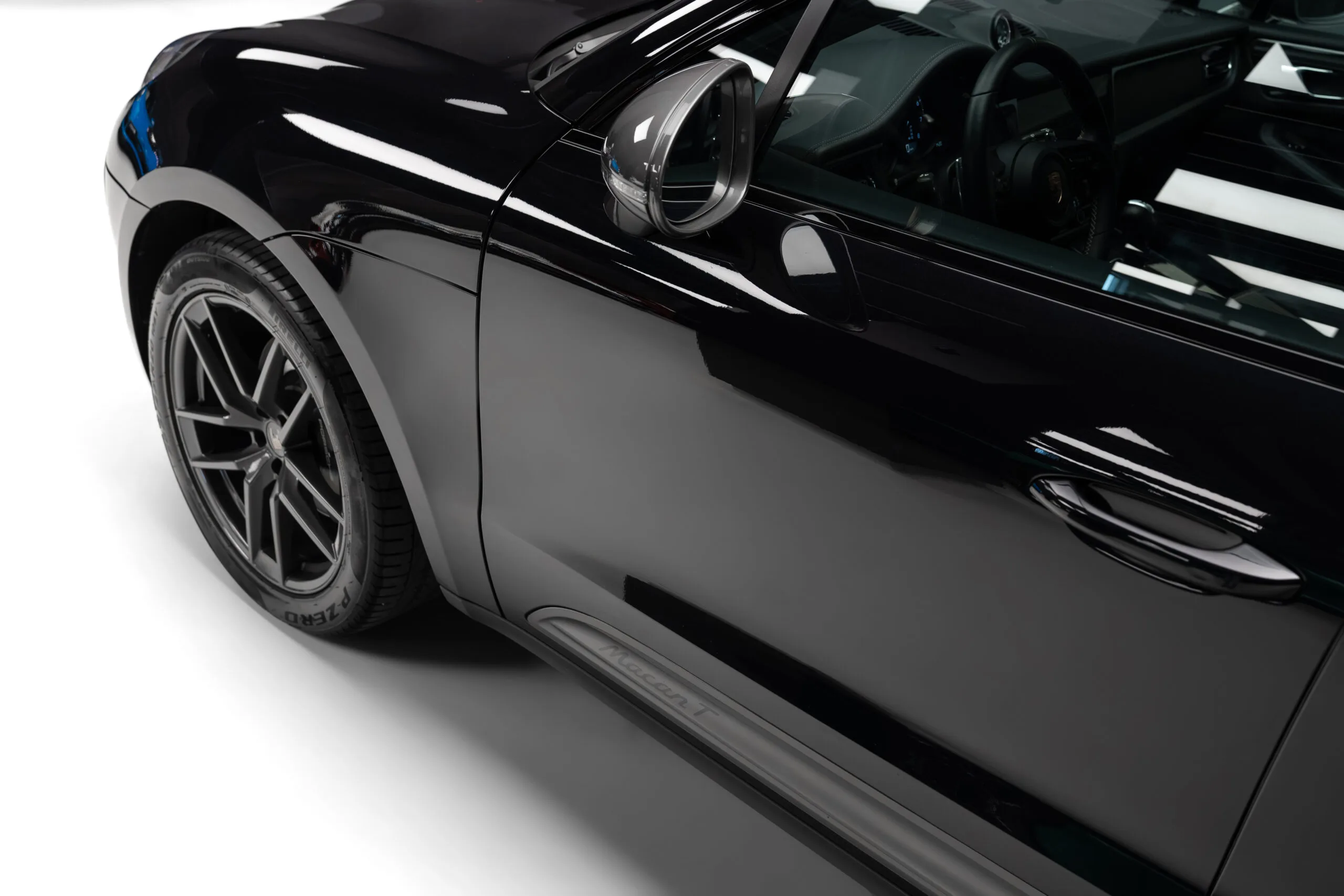 2023 Porsche Macan T, 7/30