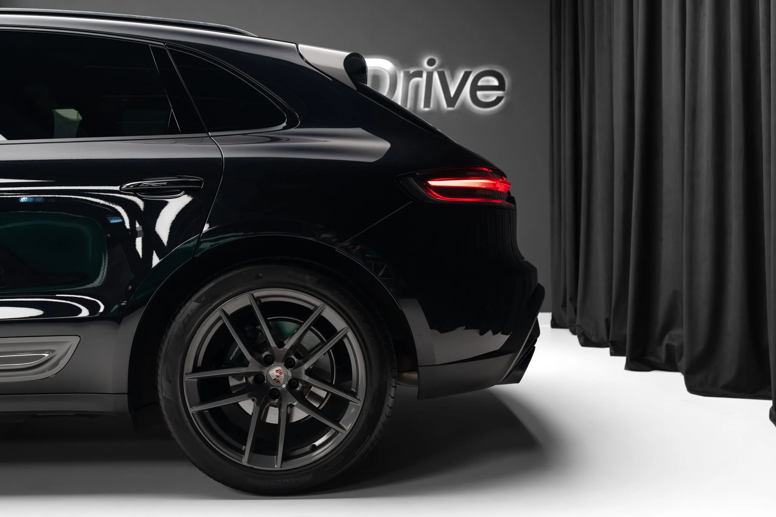 2023 Porsche Macan T, 9/30