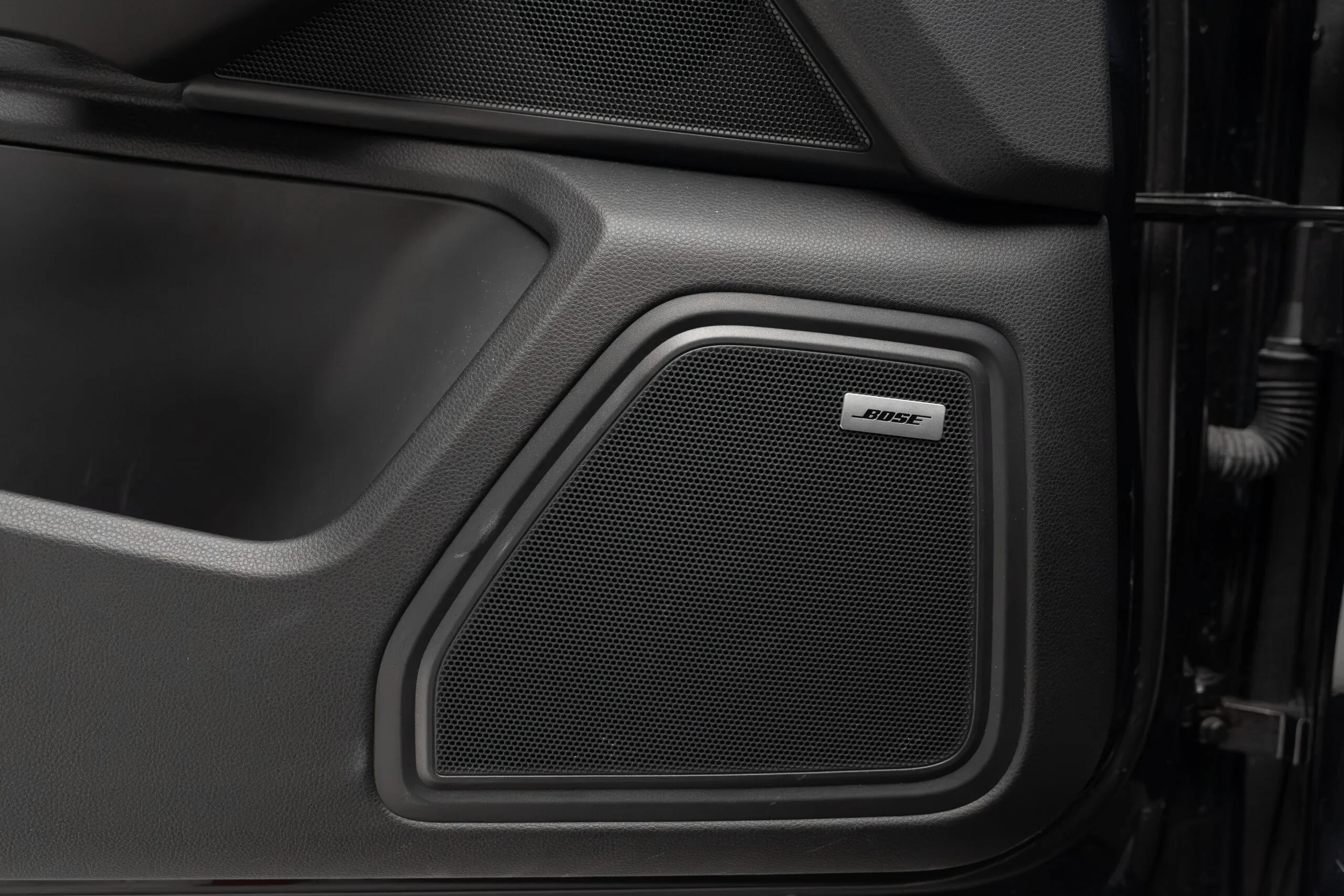 2023 Porsche Macan T, 12/30