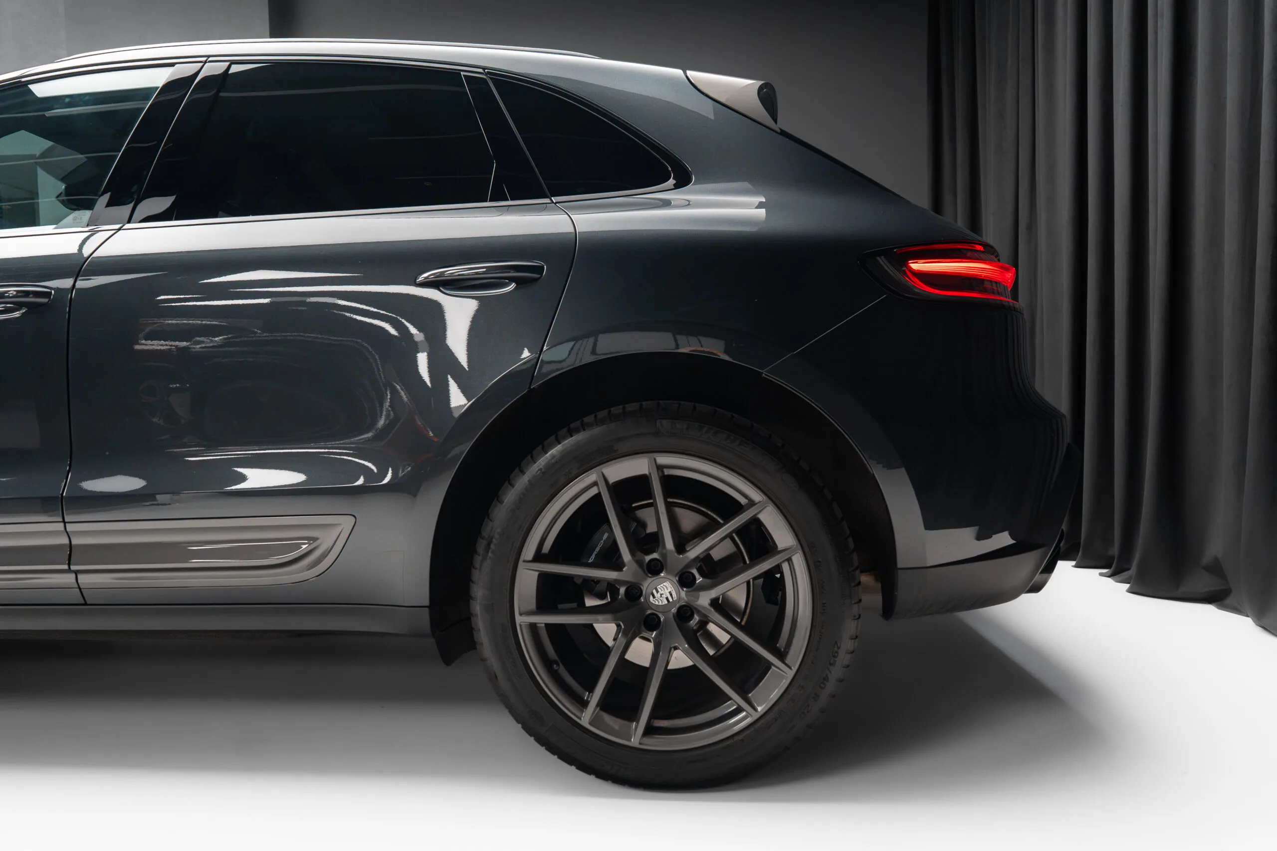 2023 Porsche Macan T, 10/30