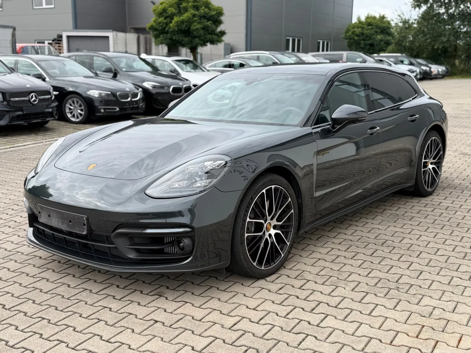 2023 Porsche Panamera 4 E-Hybrid Sport Turismo Platinum Edition, 6/27
