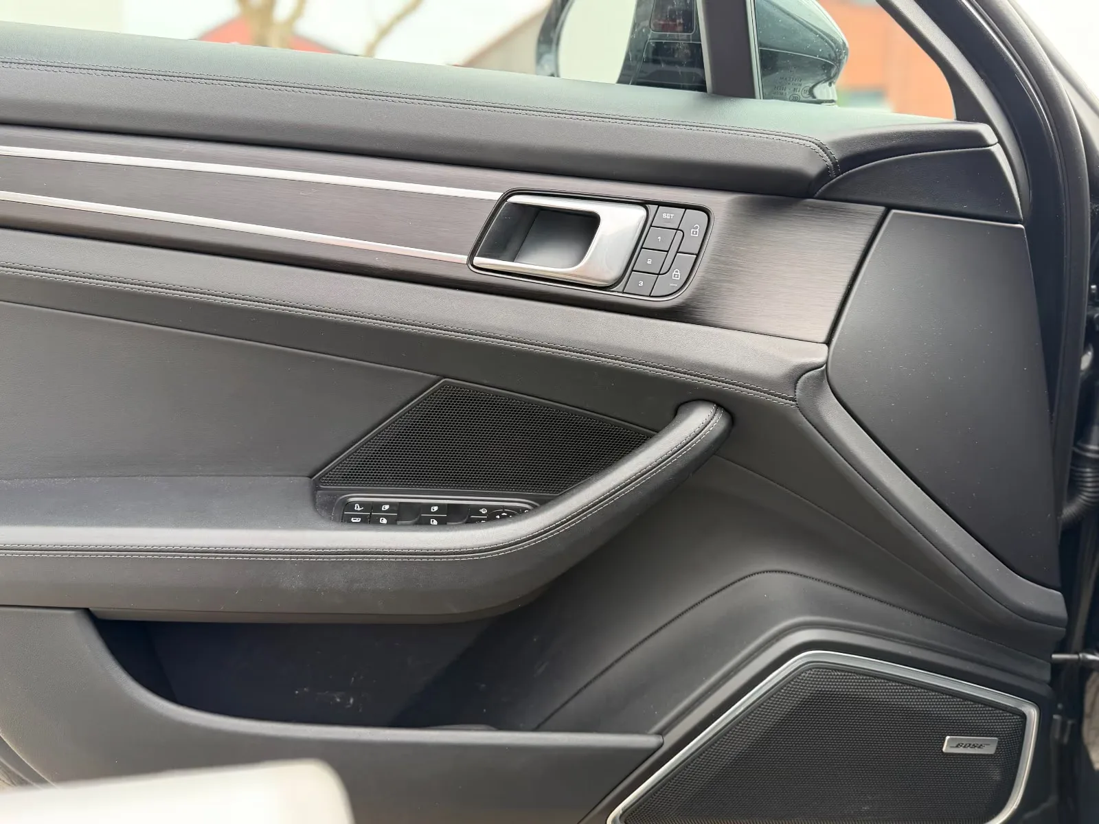 2023 Porsche Panamera 4 E-Hybrid Sport Turismo Platinum Edition, 24/27