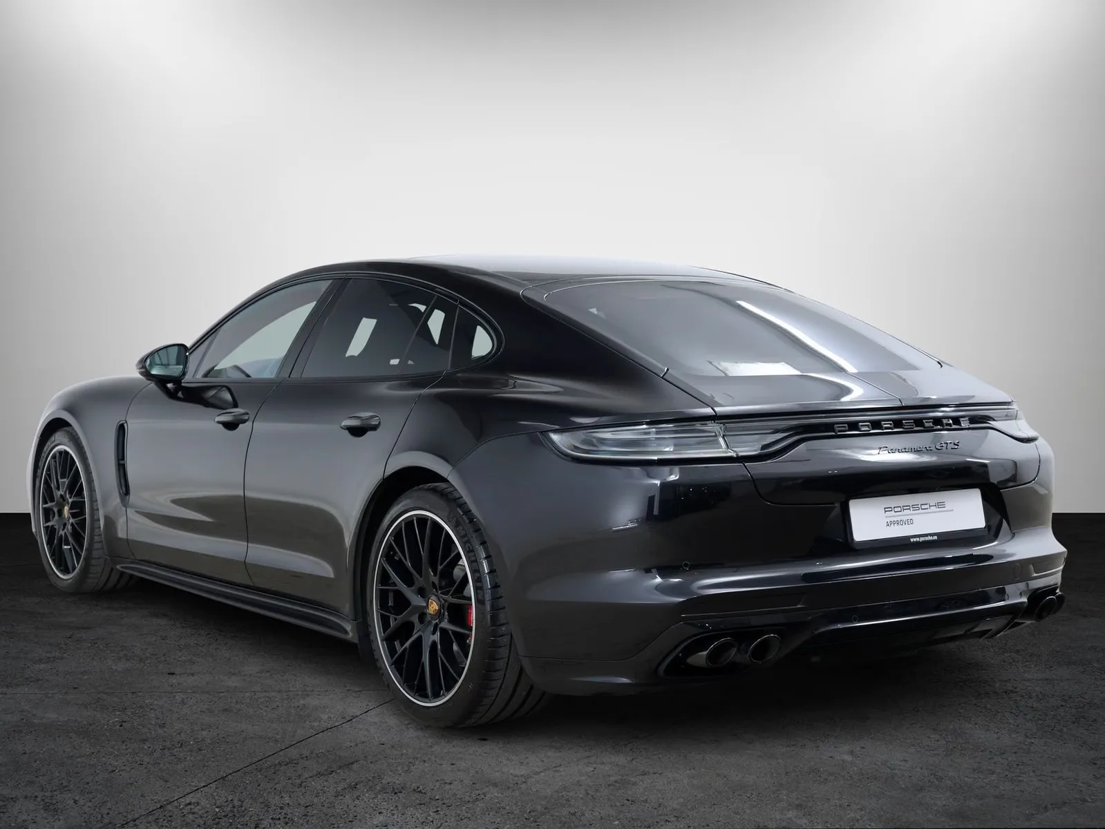 2023 Porsche Panamera GTS, 6/28