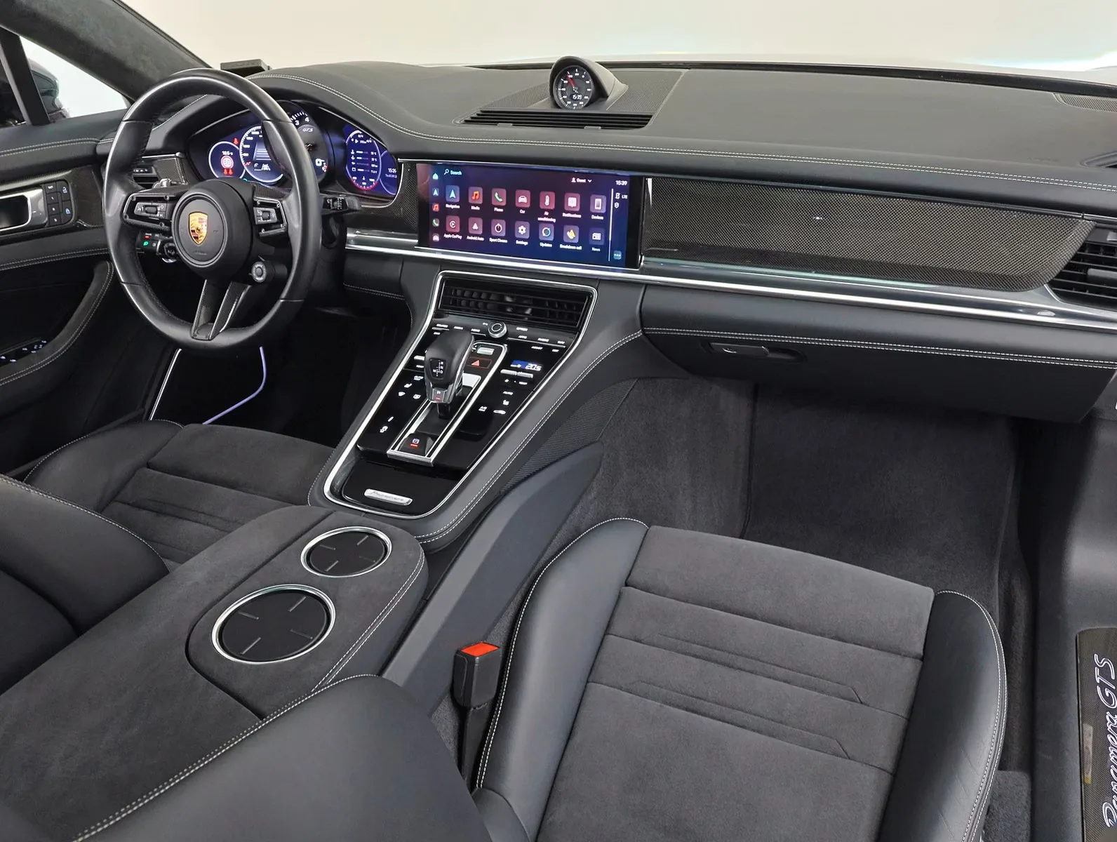 2023 Porsche Panamera GTS, 24/28