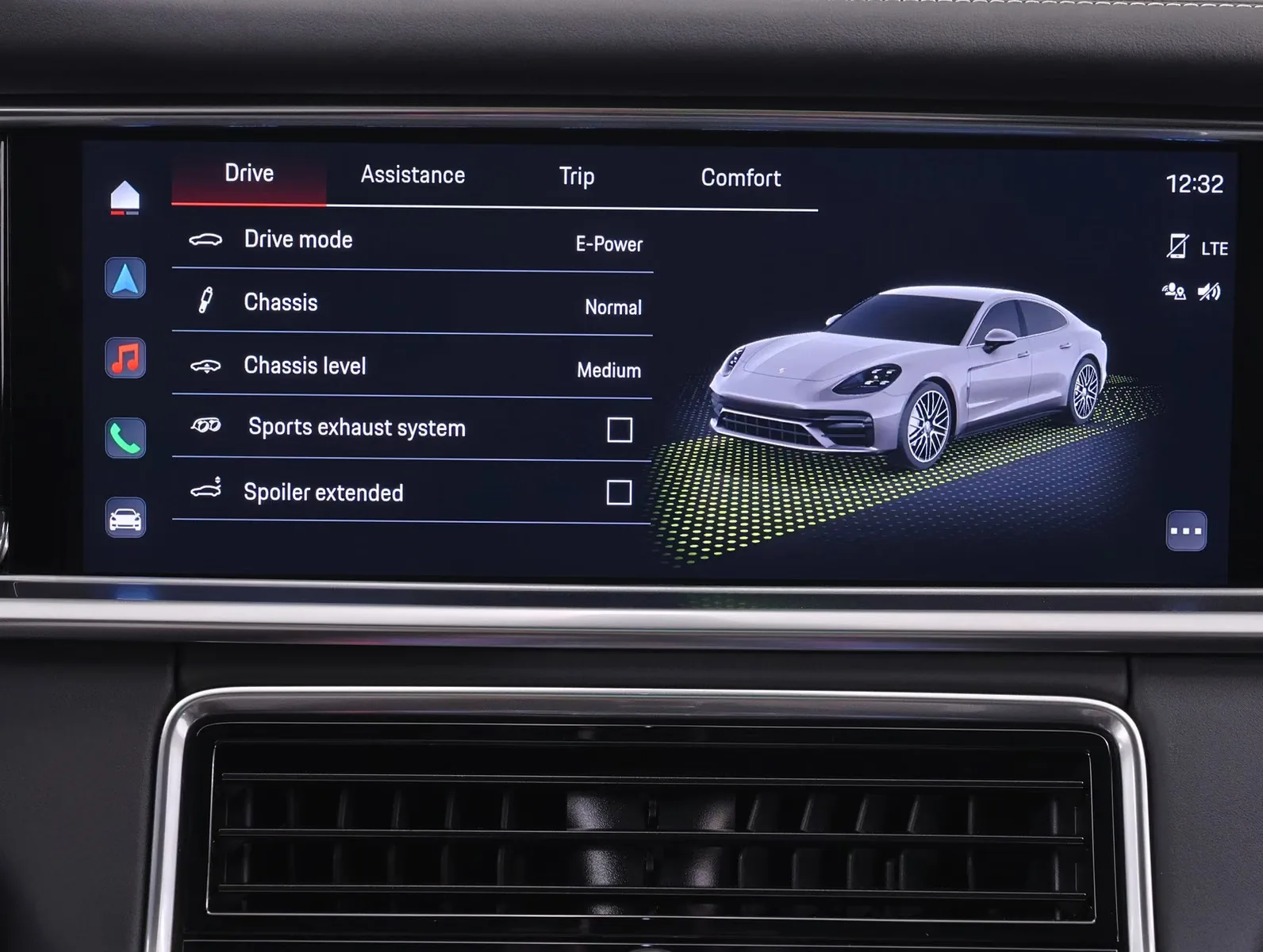 2023 Porsche Panamera Turbo S E-Hybrid, 19/30