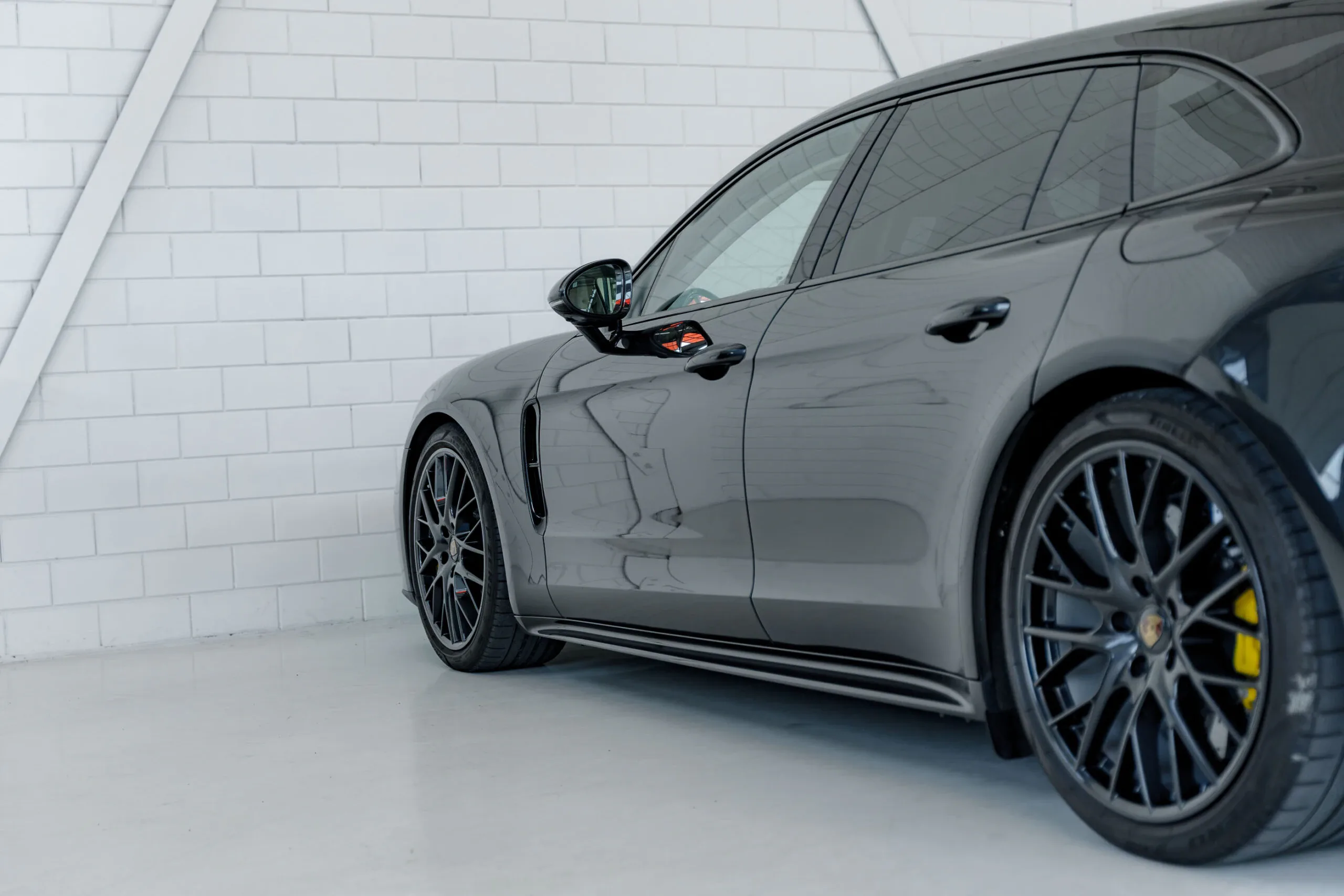 2023 Porsche Panamera Turbo S E-Hybrid Sport Turismo, 21/30