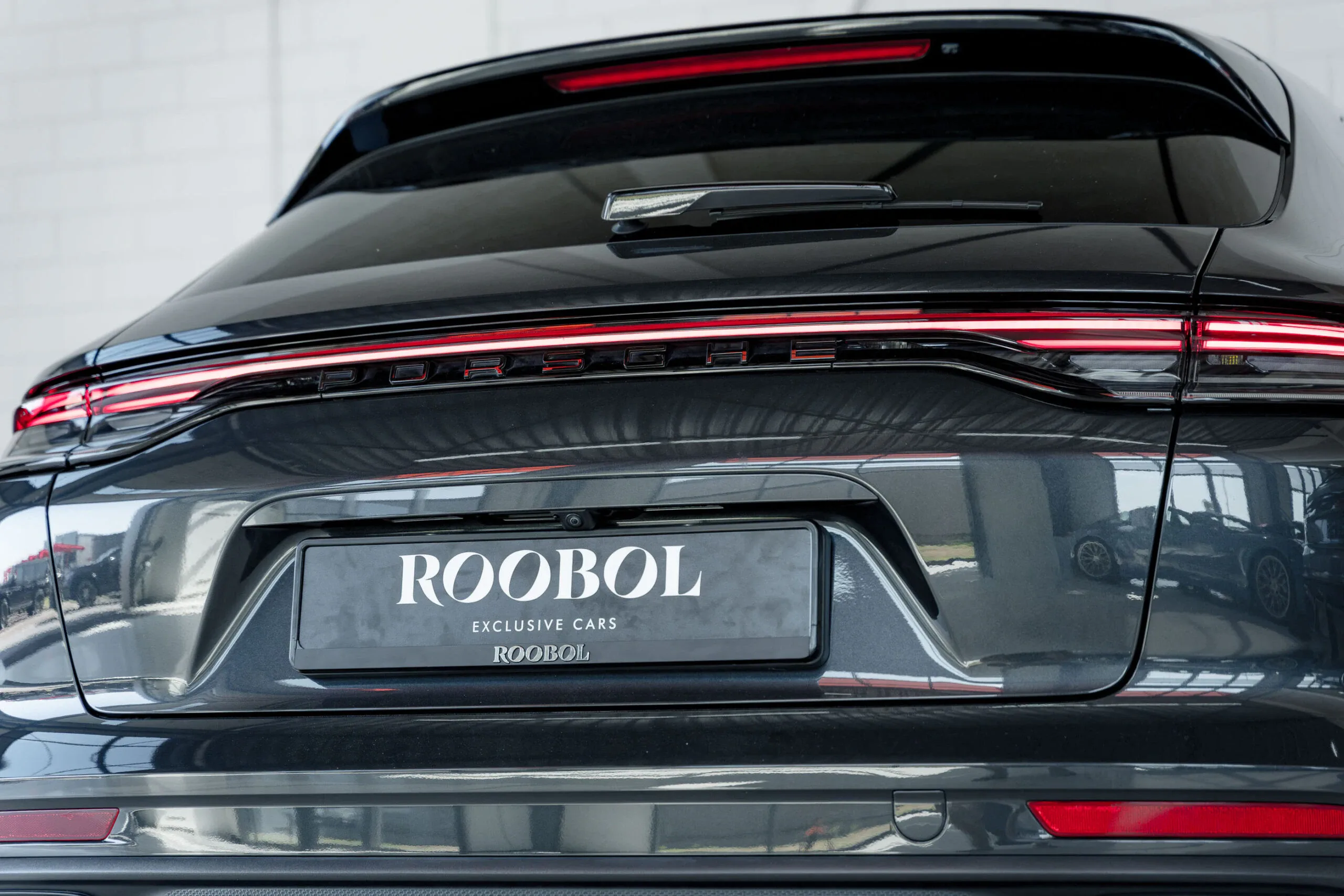 2023 Porsche Panamera Turbo S E-Hybrid Sport Turismo, 23/30