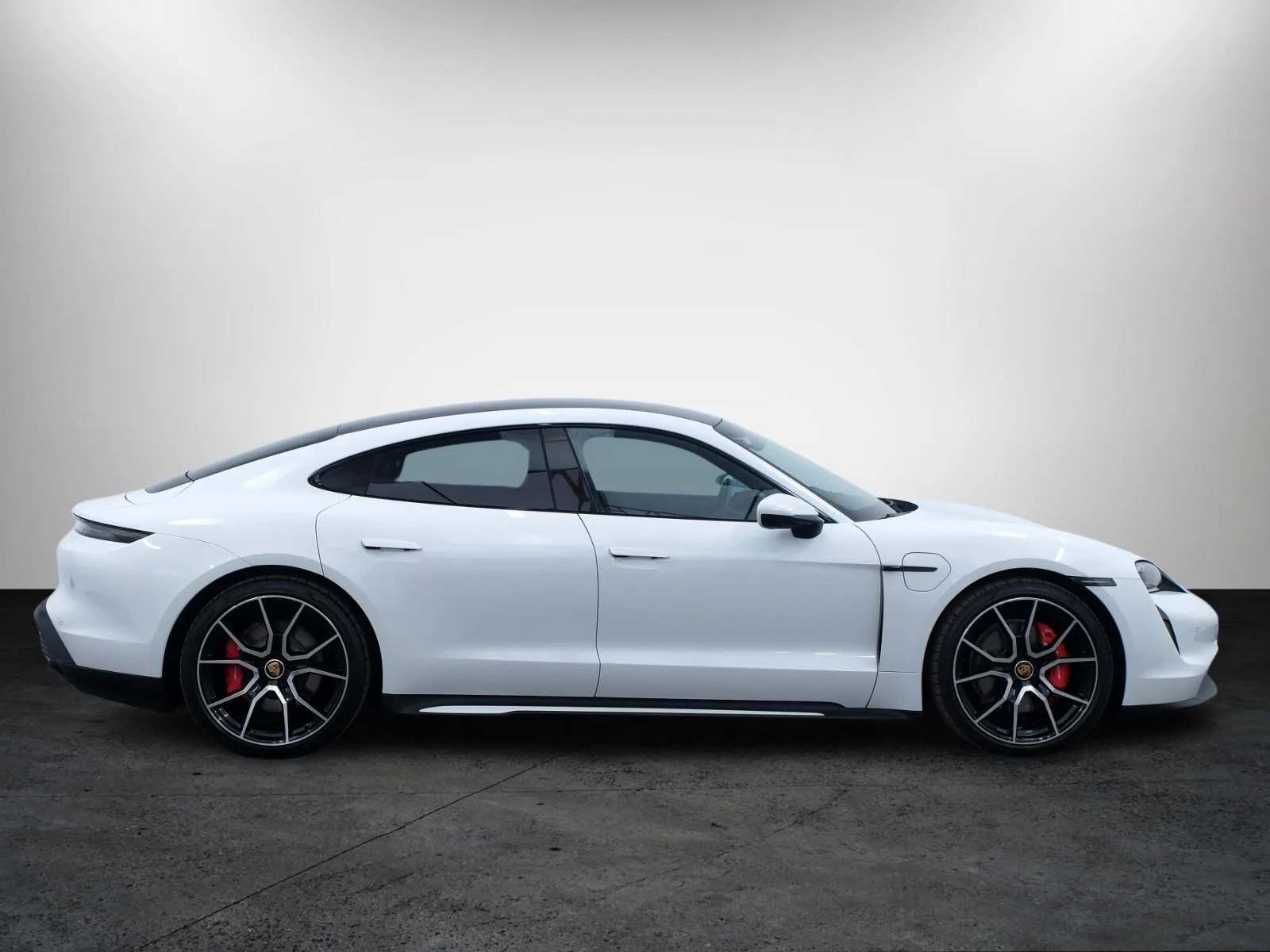 2023 Porsche Taycan 4S, 8/26