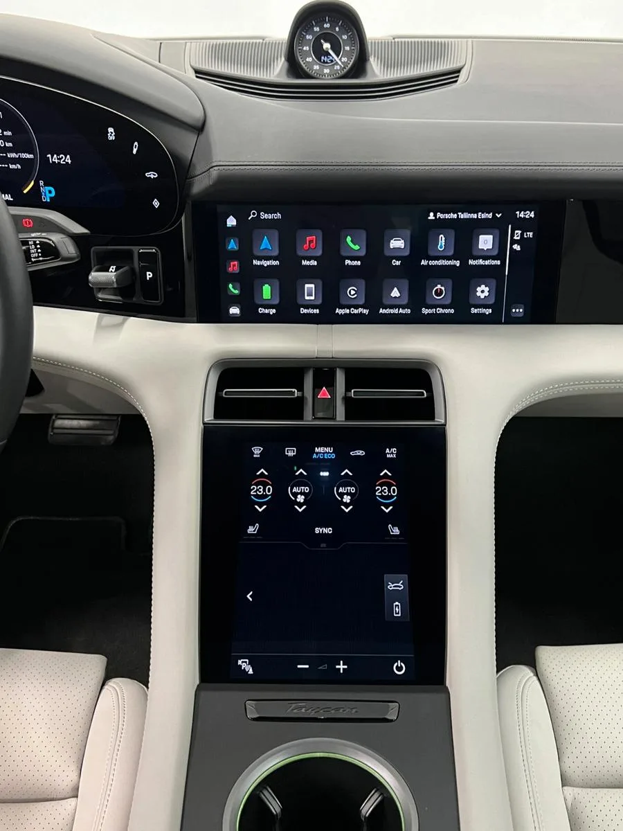 2023 Porsche Taycan 4S, 15/26