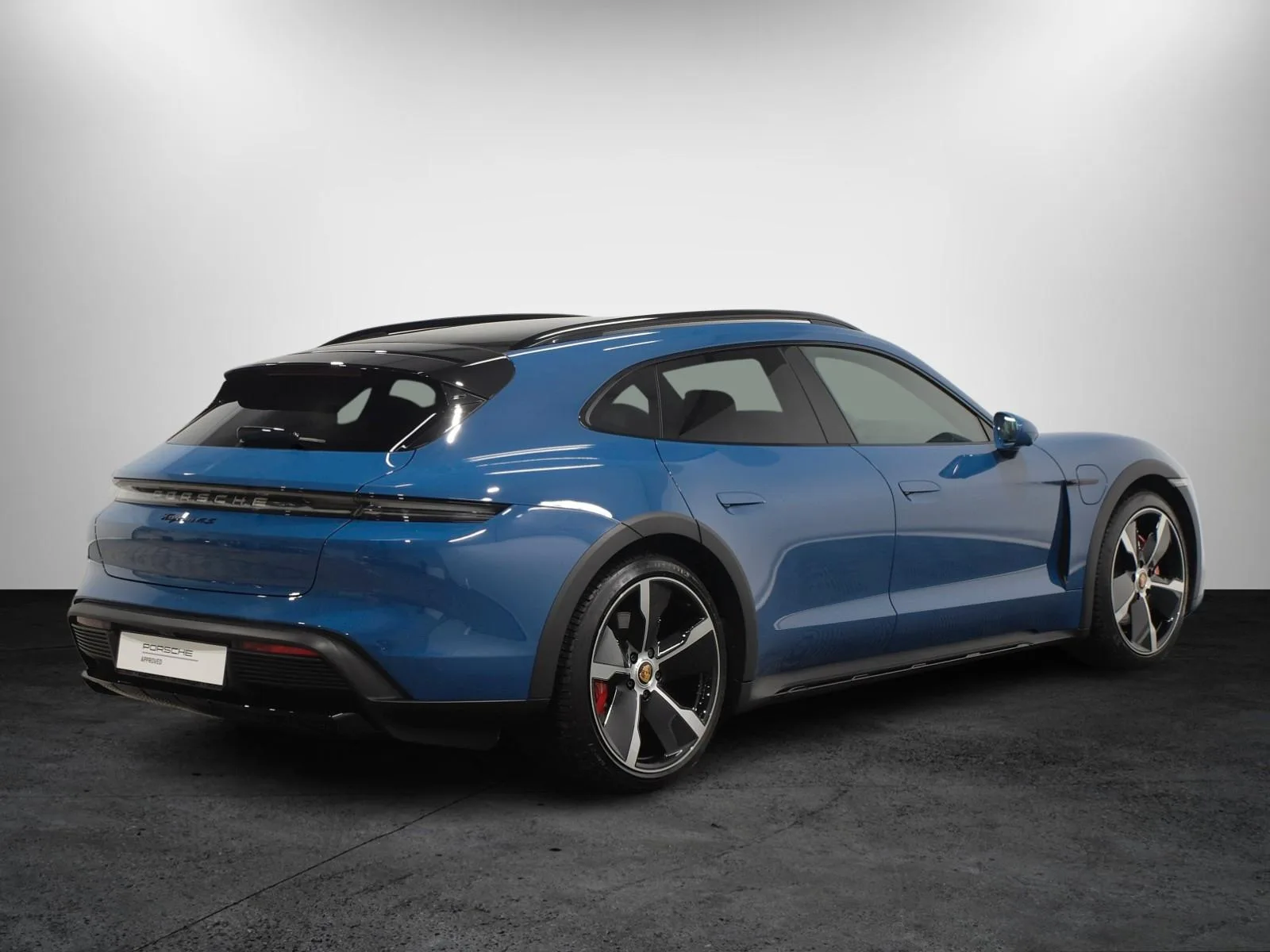 2023 Porsche Taycan Cross Turismo 4S, 4/26
