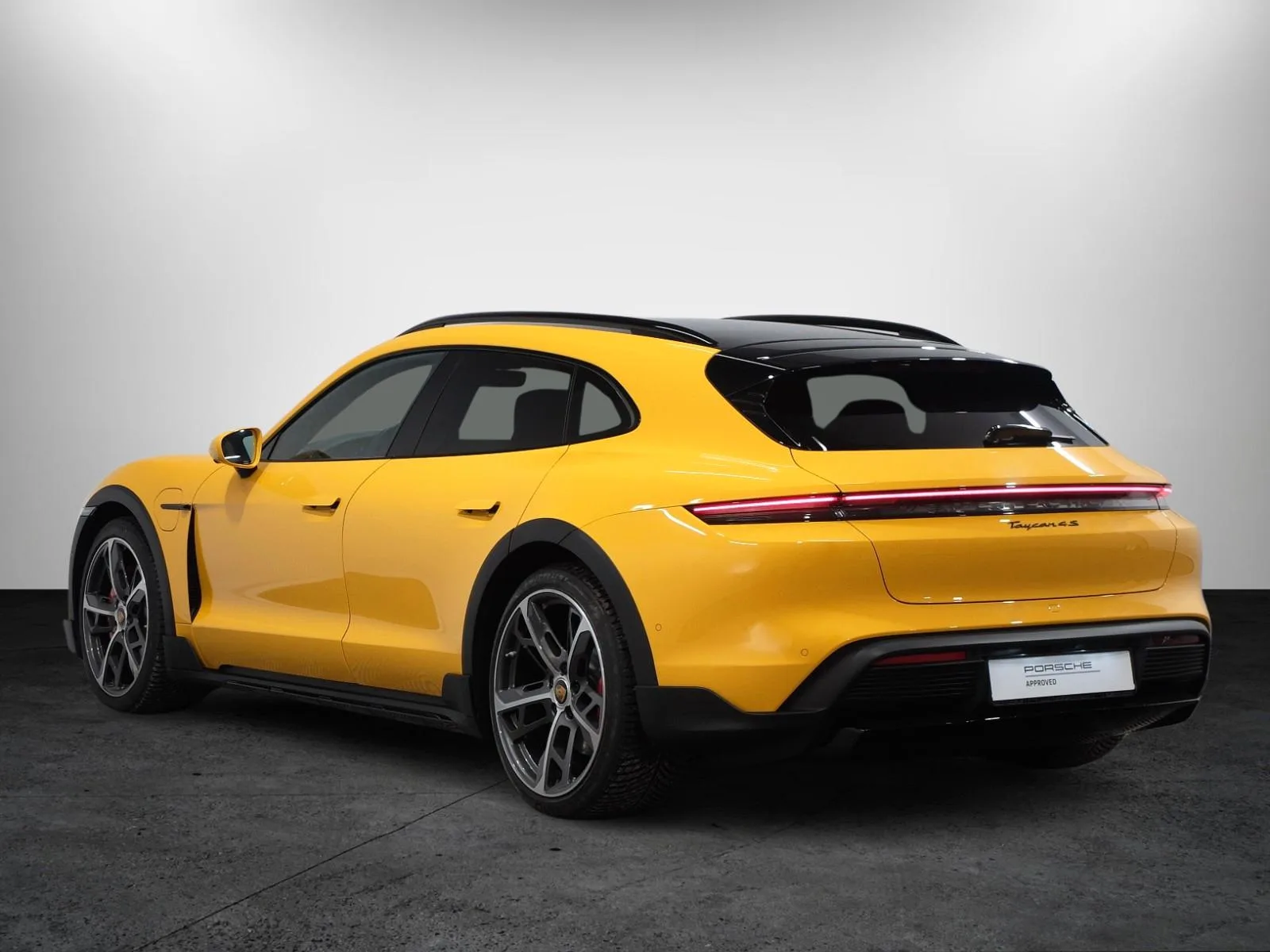 2023 Porsche Taycan Cross Turismo 4S, 6/27