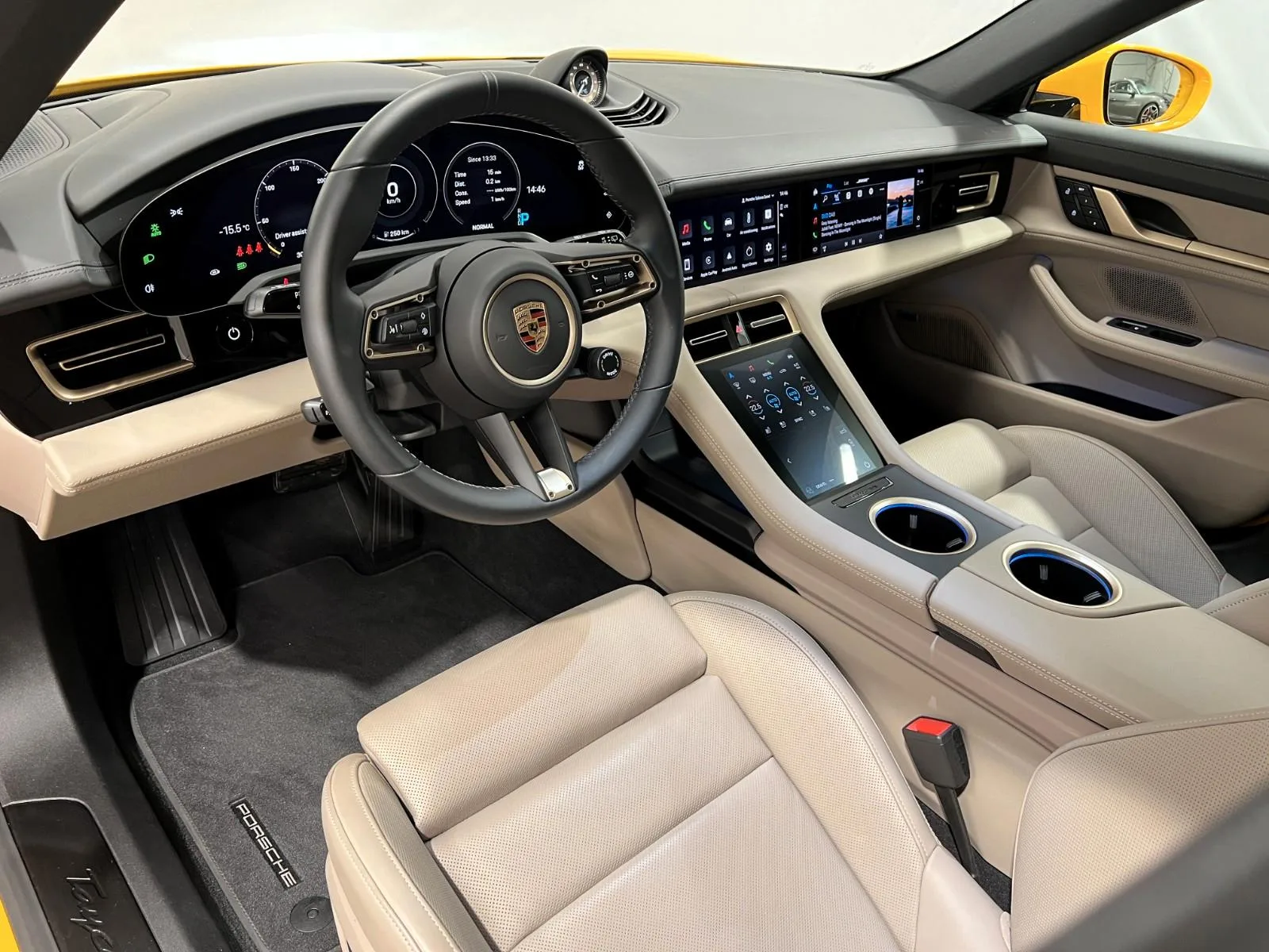 2023 Porsche Taycan Cross Turismo 4S, 11/27