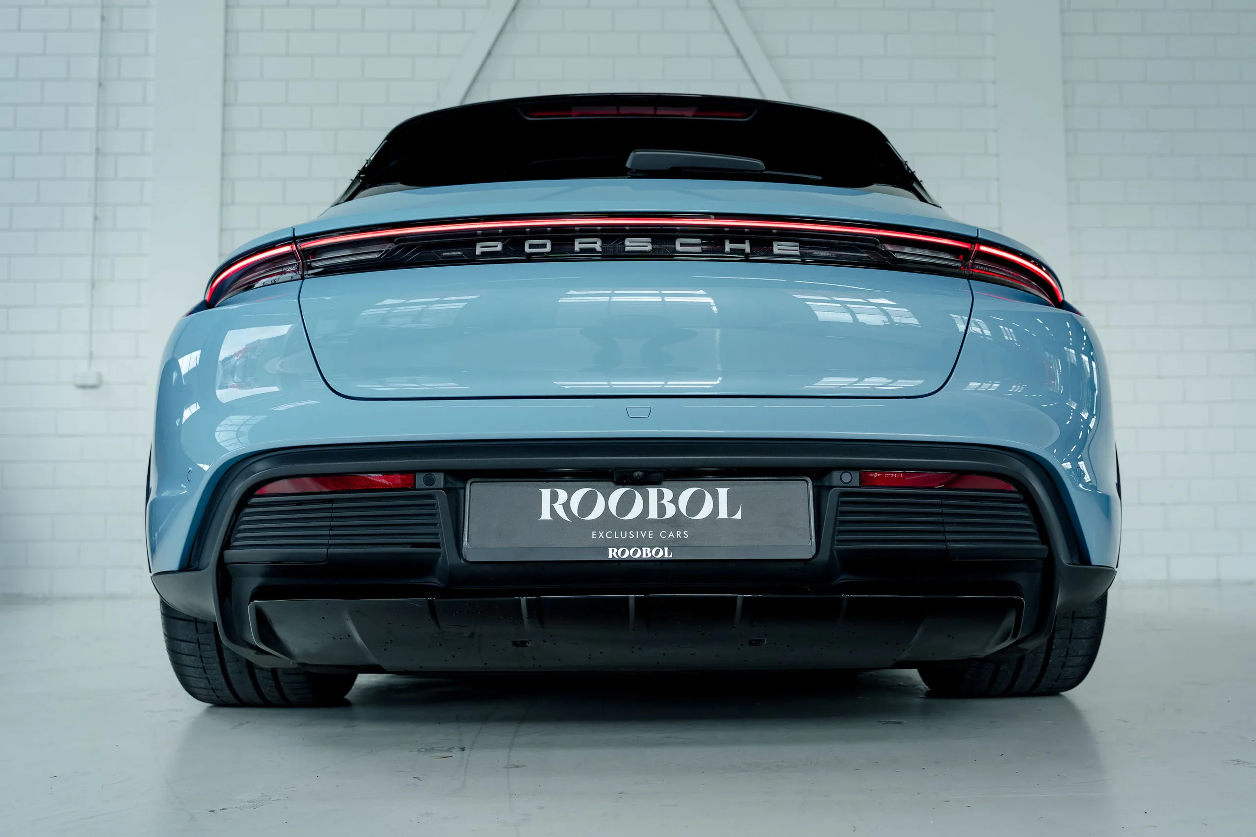 2023 Porsche Taycan Cross Turismo 4S, 7/30