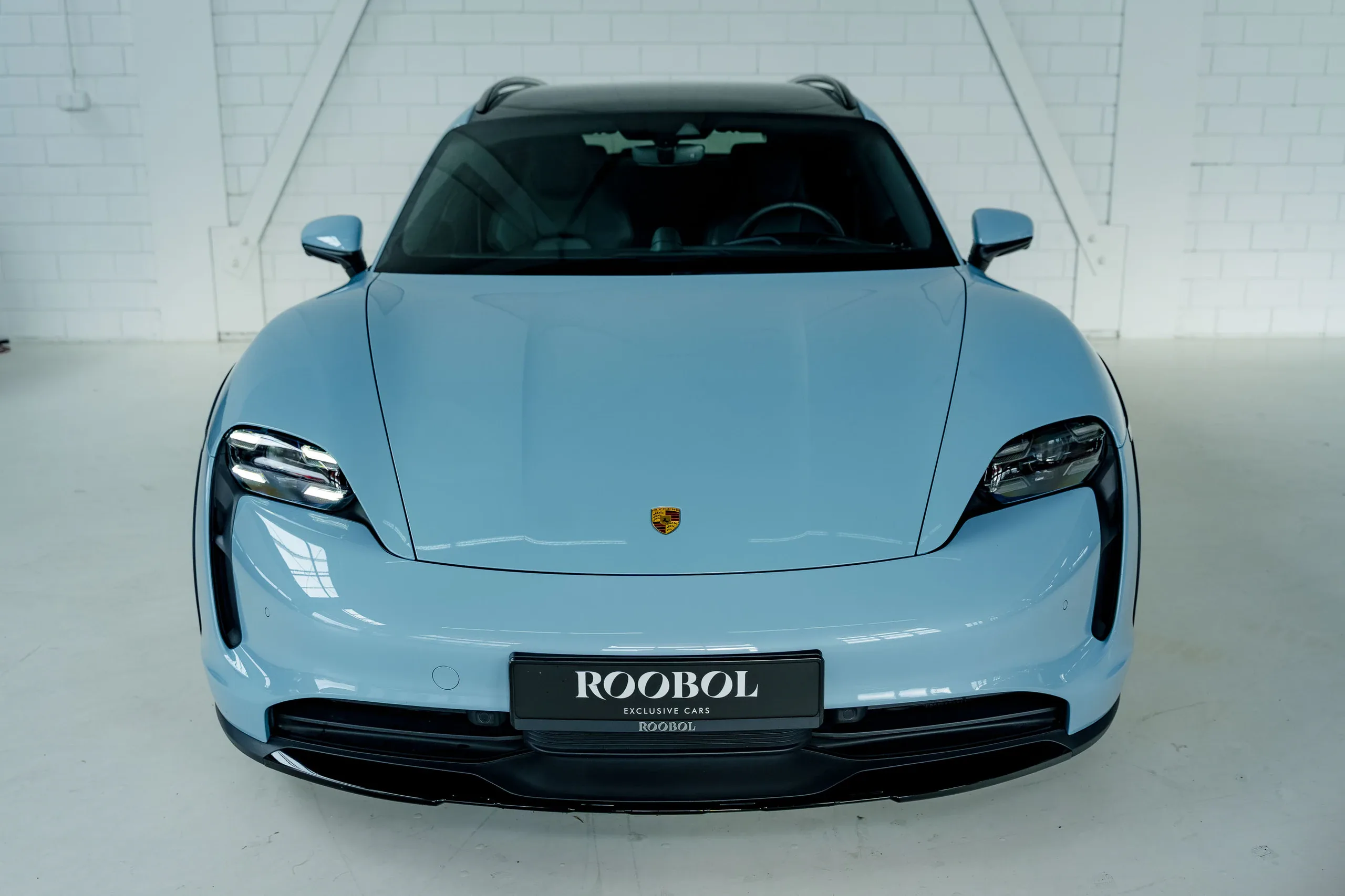 2023 Porsche Taycan Cross Turismo 4S, 20/30
