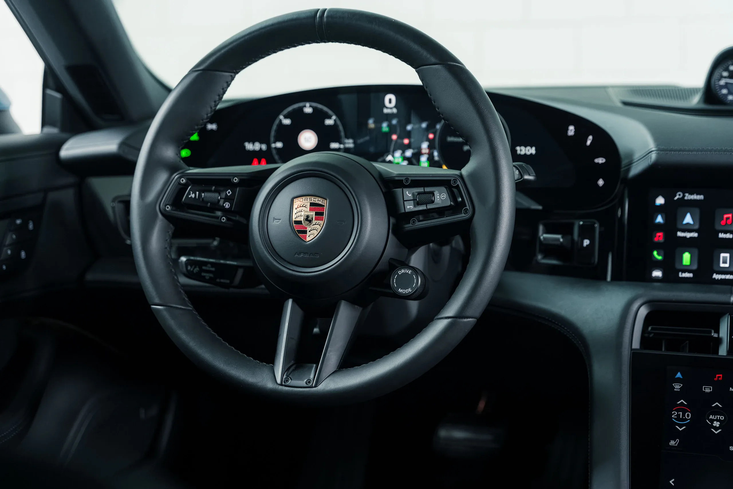 2023 Porsche Taycan Cross Turismo 4S, 27/30