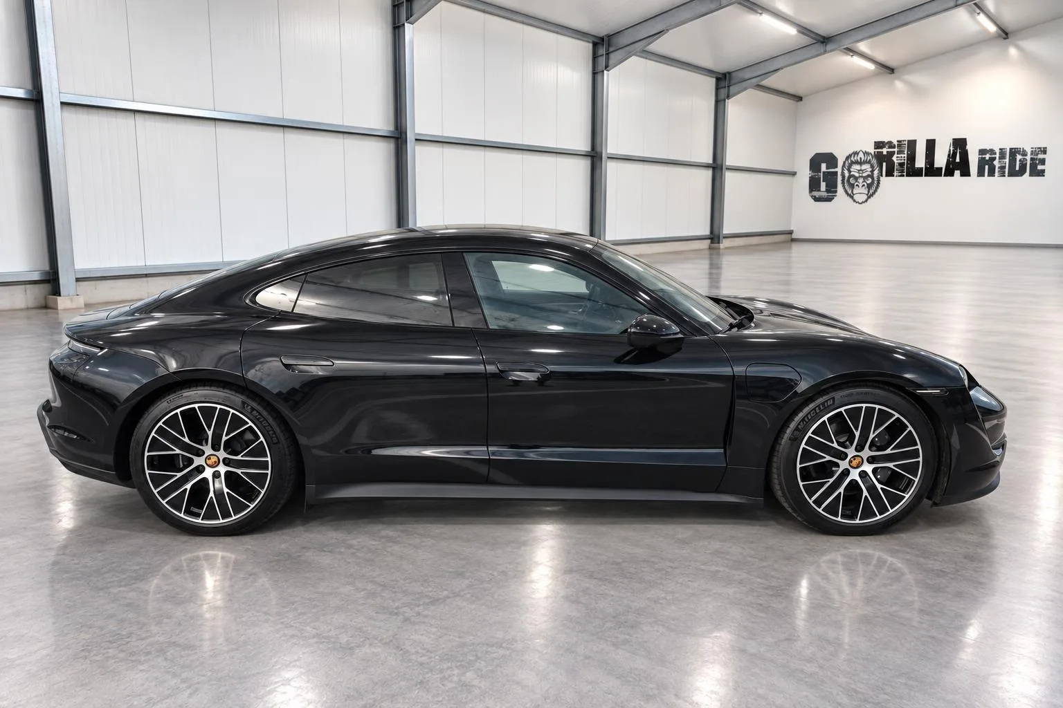 2023 Porsche Taycan, 8/30