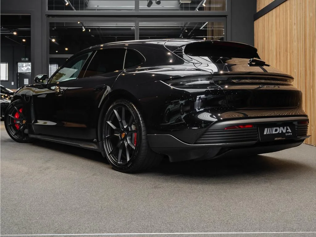 2023 Porsche Taycan GTS Sport Turismo, 5/30
