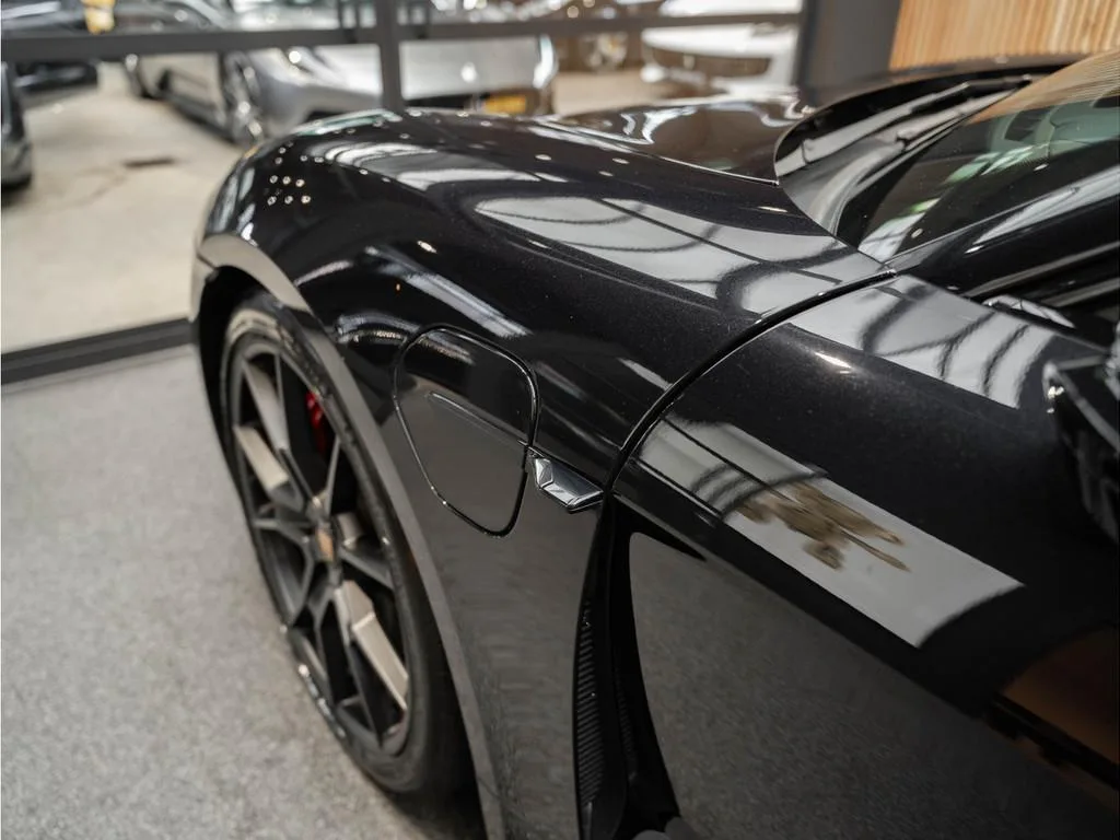 2023 Porsche Taycan GTS Sport Turismo, 20/30