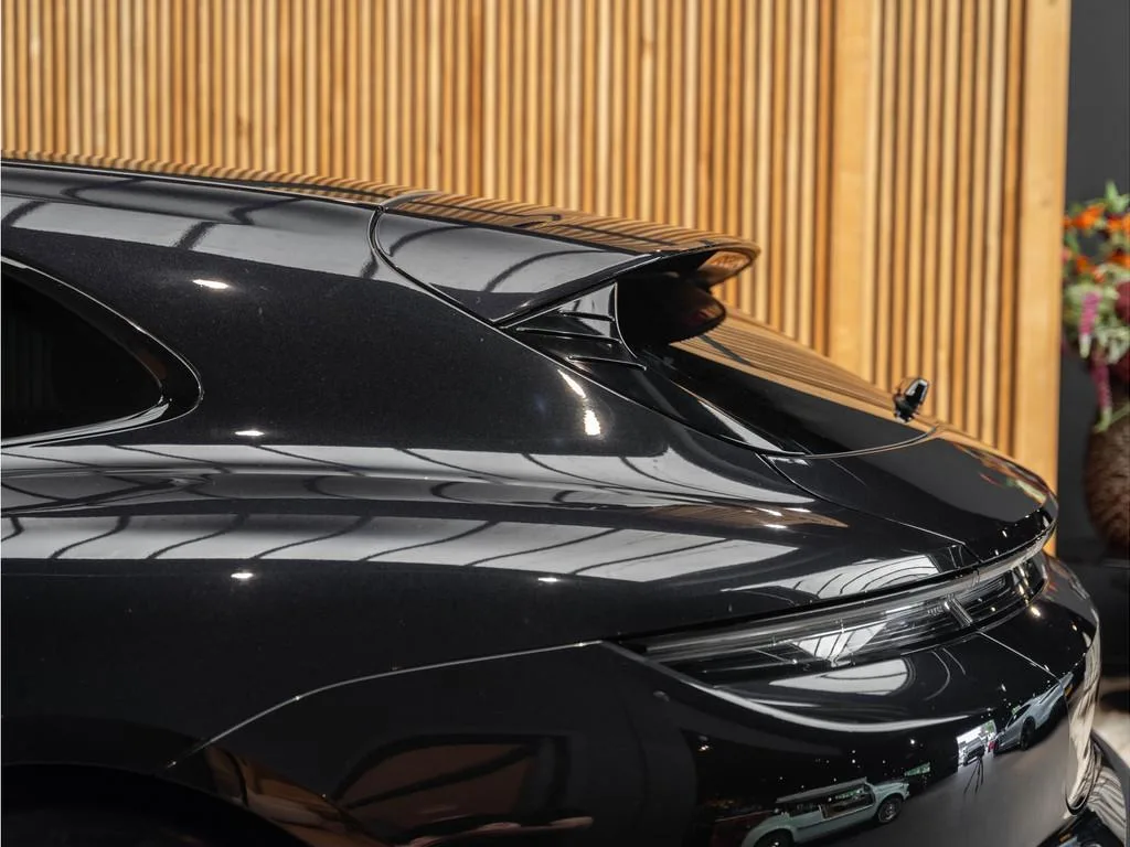 2023 Porsche Taycan GTS Sport Turismo, 21/30