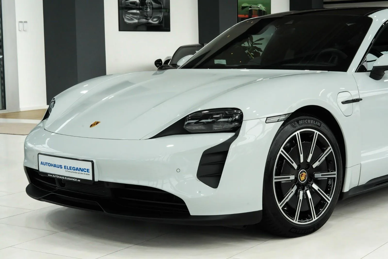 2023 Porsche Taycan GTS, 9/30
