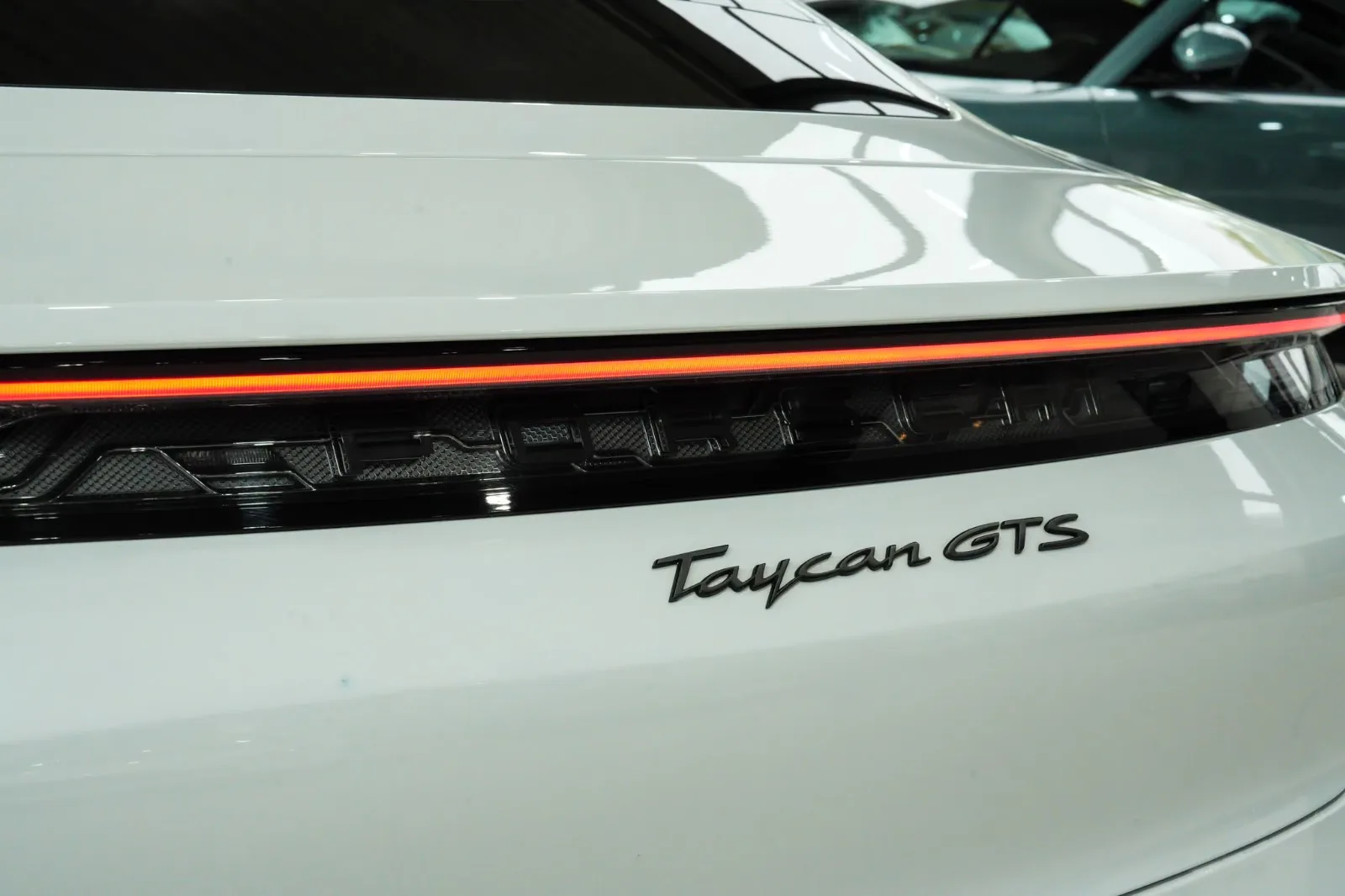 2023 Porsche Taycan GTS, 10/30