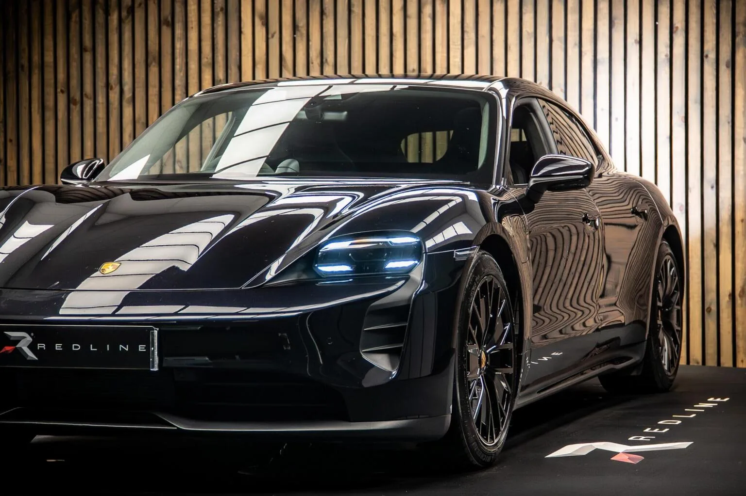 2023 Porsche Taycan GTS Sport Turismo, 12/30