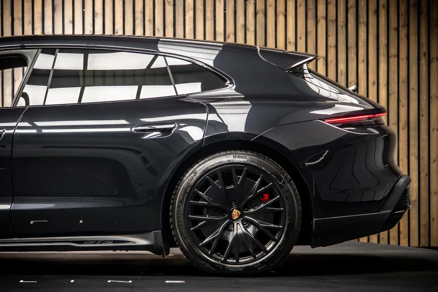 2023 Porsche Taycan GTS Sport Turismo, 17/30