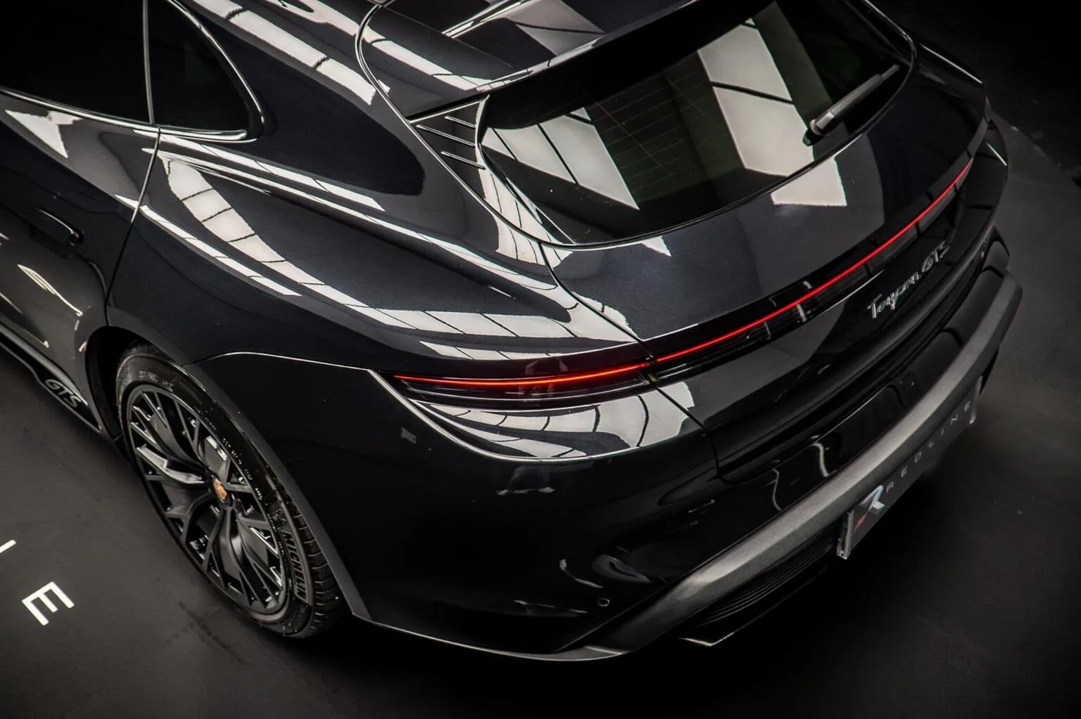 2023 Porsche Taycan GTS Sport Turismo, 18/30