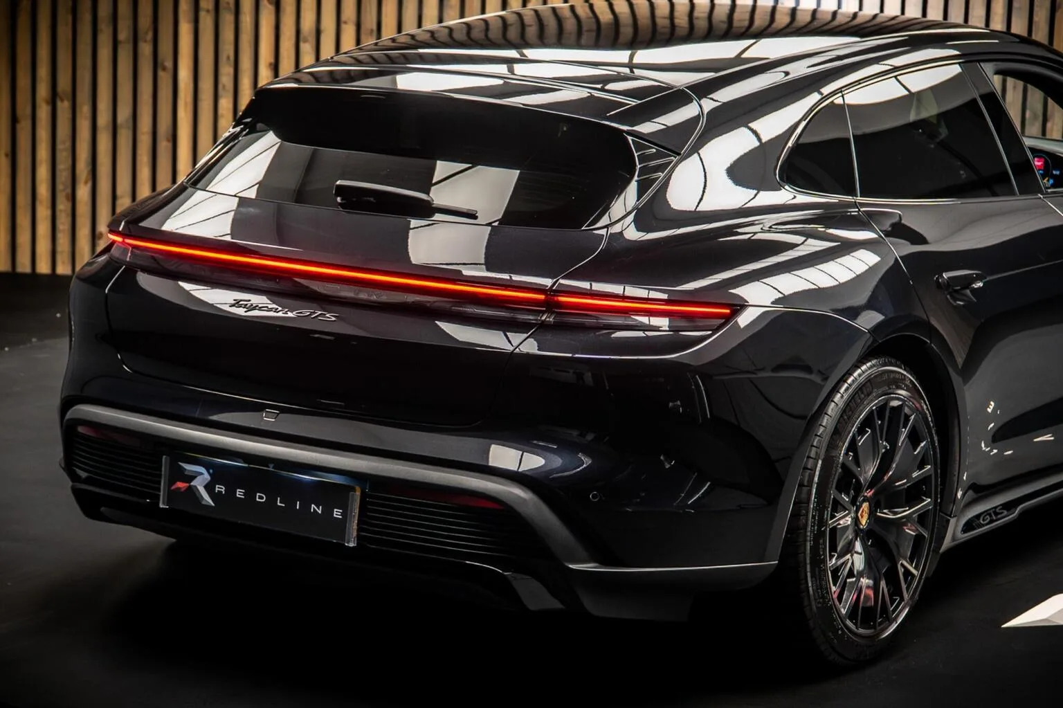 2023 Porsche Taycan GTS Sport Turismo, 21/30
