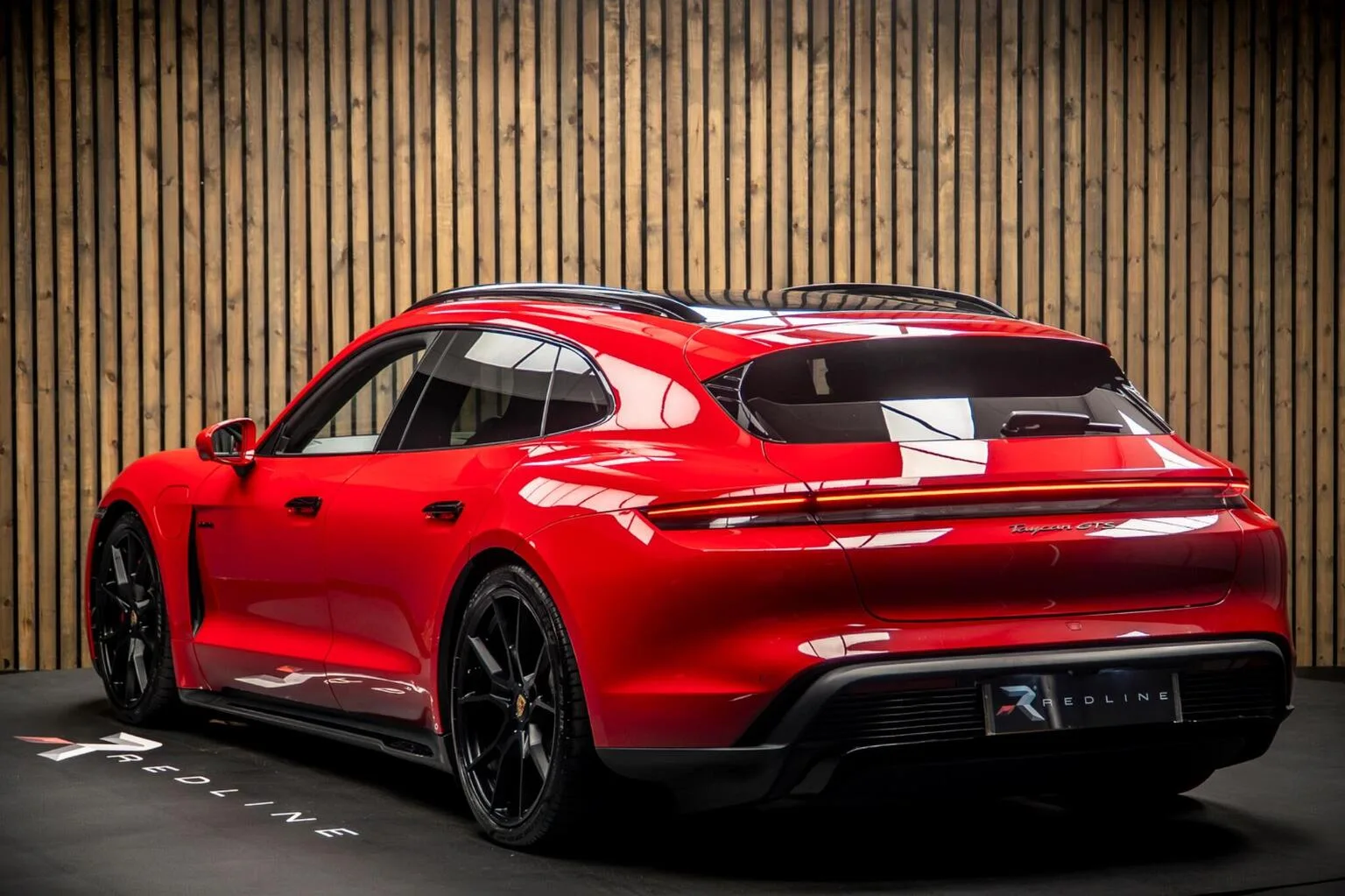 2023 Porsche Taycan GTS Sport Turismo, 3/30