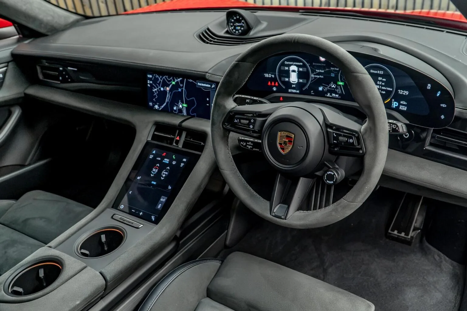 2023 Porsche Taycan GTS Sport Turismo, 22/30