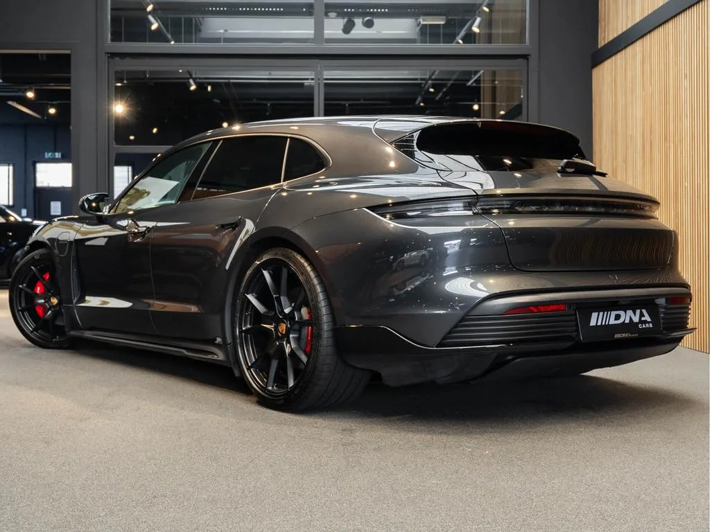 2023 Porsche Taycan Sport Turismo, 5/30