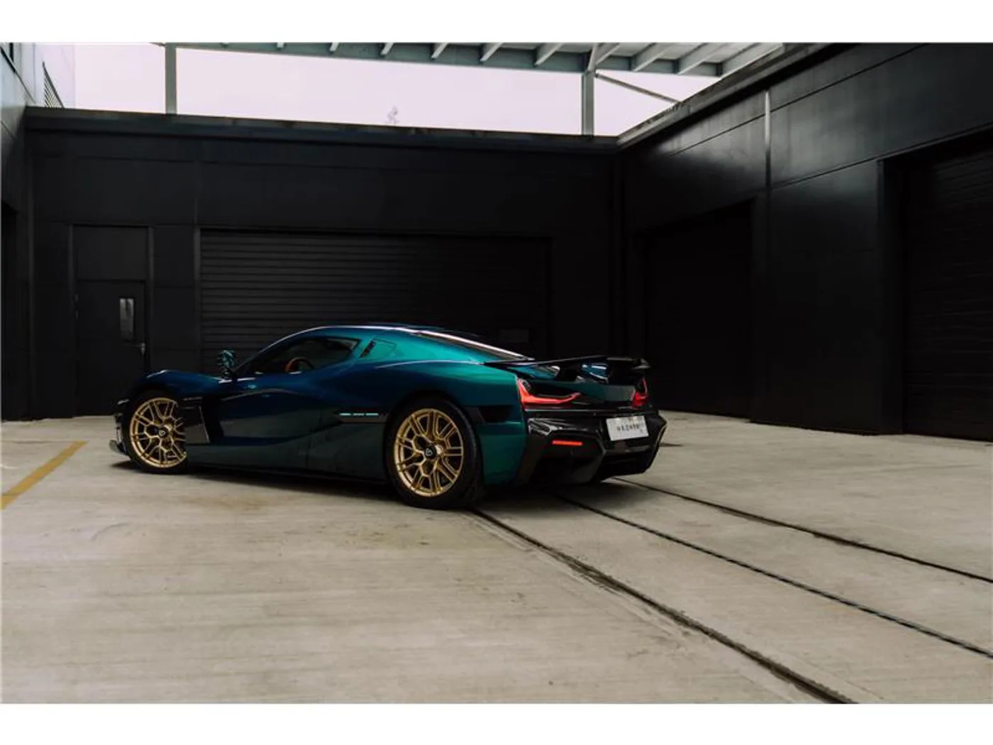 2023 Rimac Nevera angeboten von einer Vertragshändlergruppe in London, Vereinigtes Königreich, Foto 12 von 25