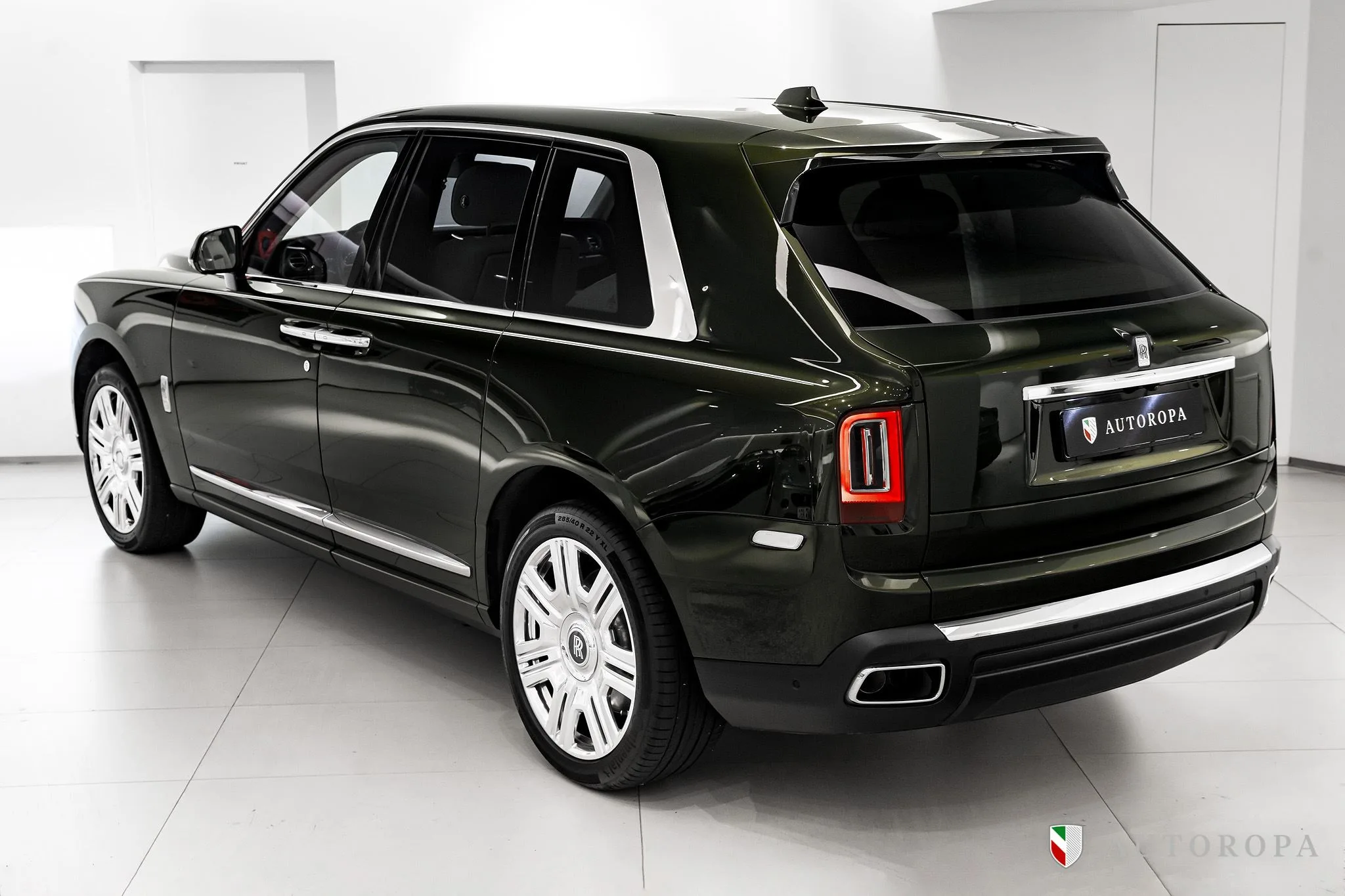 2023 Rolls-Royce Cullinan, 4/10