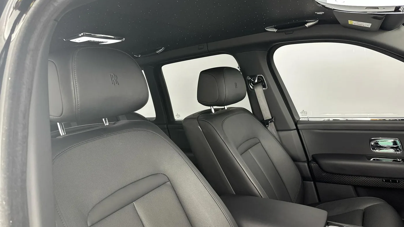 2023 Rolls-Royce Cullinan Black Badge angeboten von einer Vertragshändlergruppe in Cheltenham, Vereinigtes Königreich, Foto 12 von 25