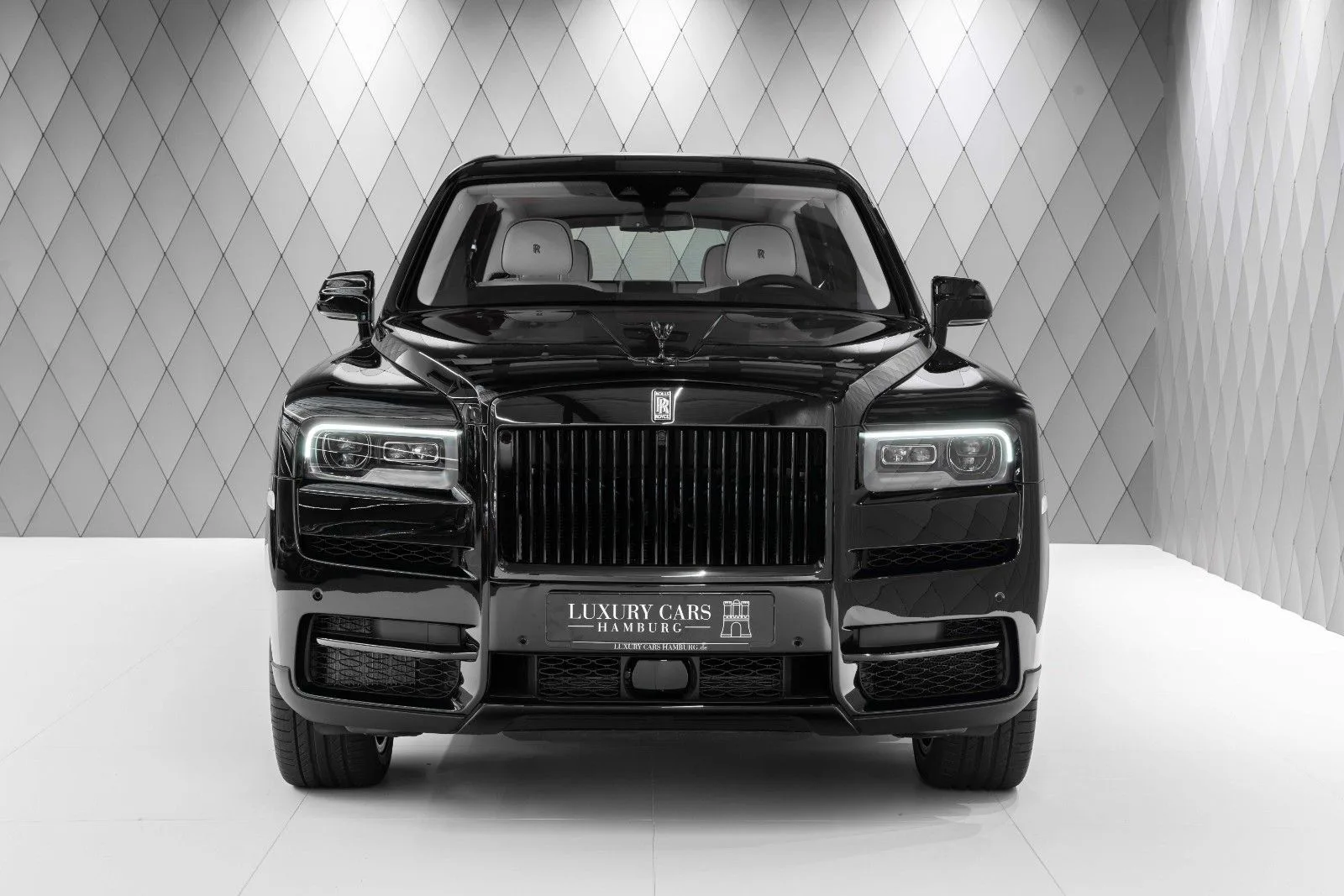 2023 Rolls-Royce Cullinan Black Badge, 2/30