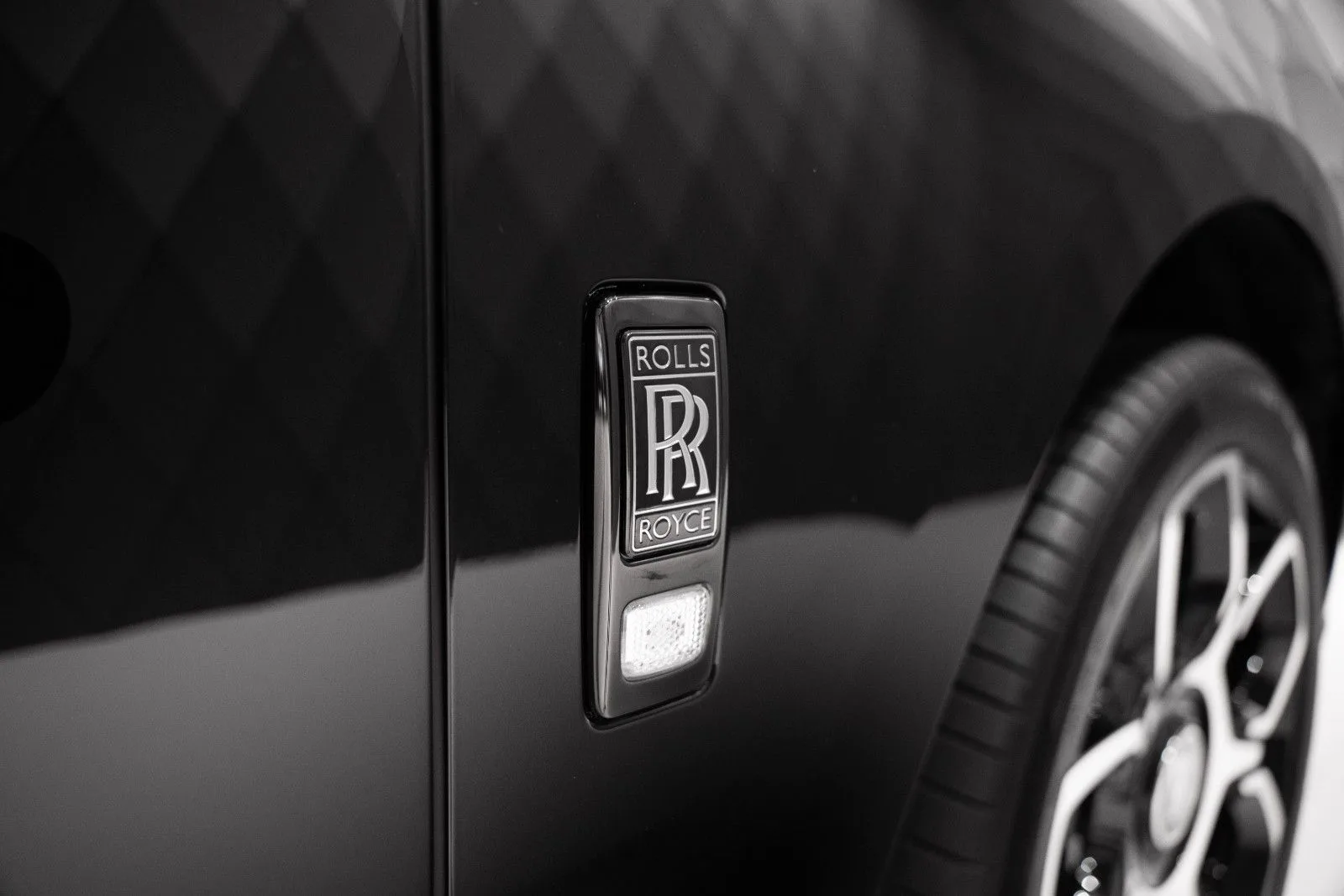 2023 Rolls-Royce Cullinan Black Badge, 8/30