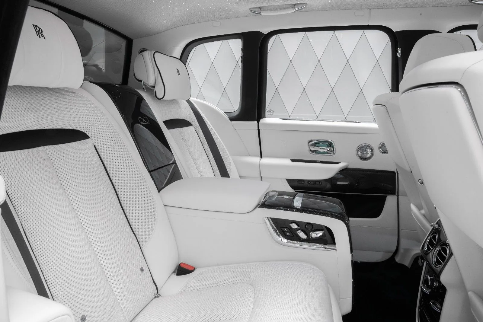 2023 Rolls-Royce Cullinan Black Badge, 16/30