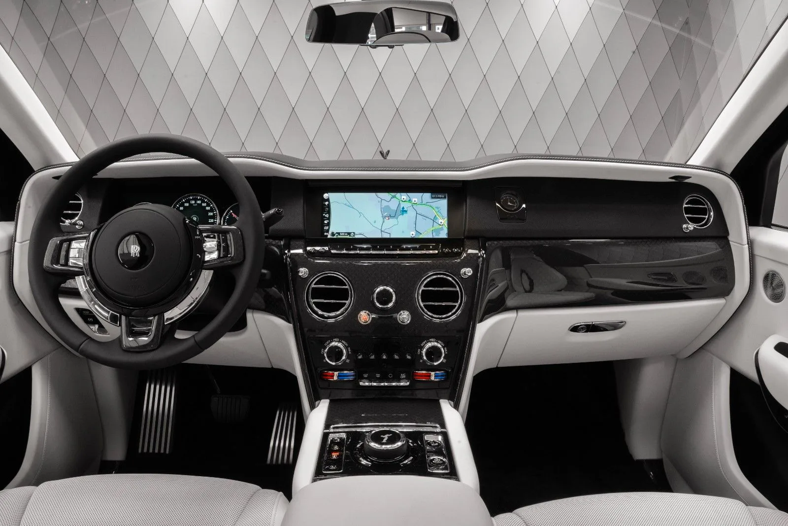 2023 Rolls-Royce Cullinan Black Badge, 18/30