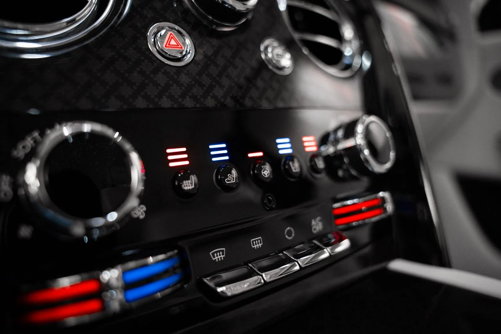 2023 Rolls-Royce Cullinan Black Badge, 25/30