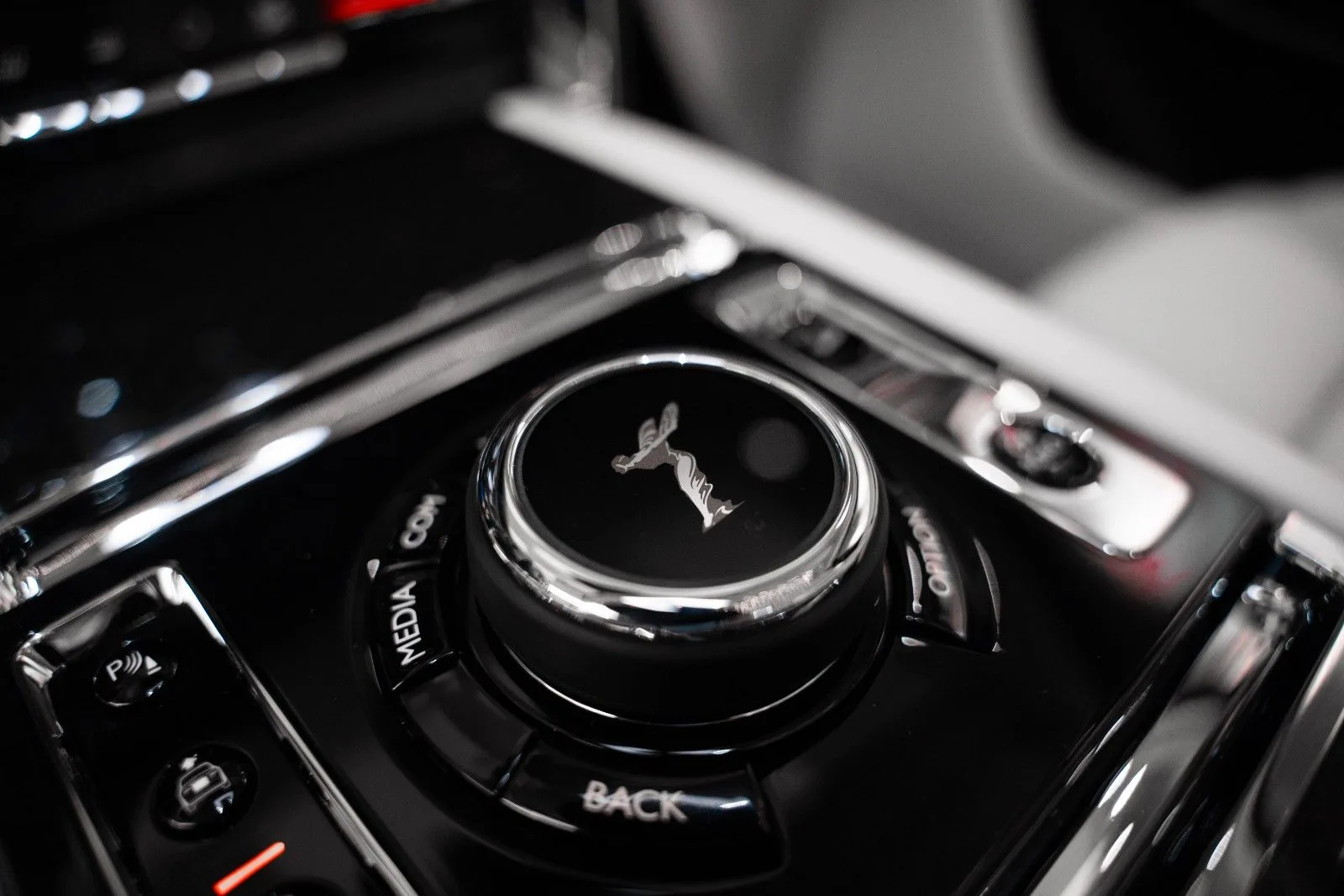 2023 Rolls-Royce Cullinan Black Badge, 26/30