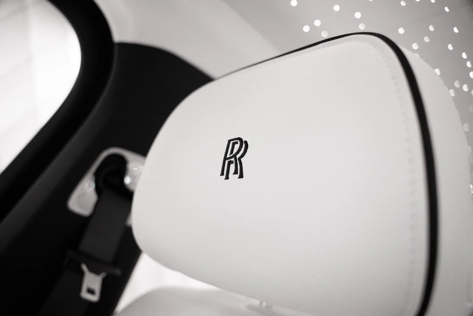 2023 Rolls-Royce Cullinan Black Badge, 27/30