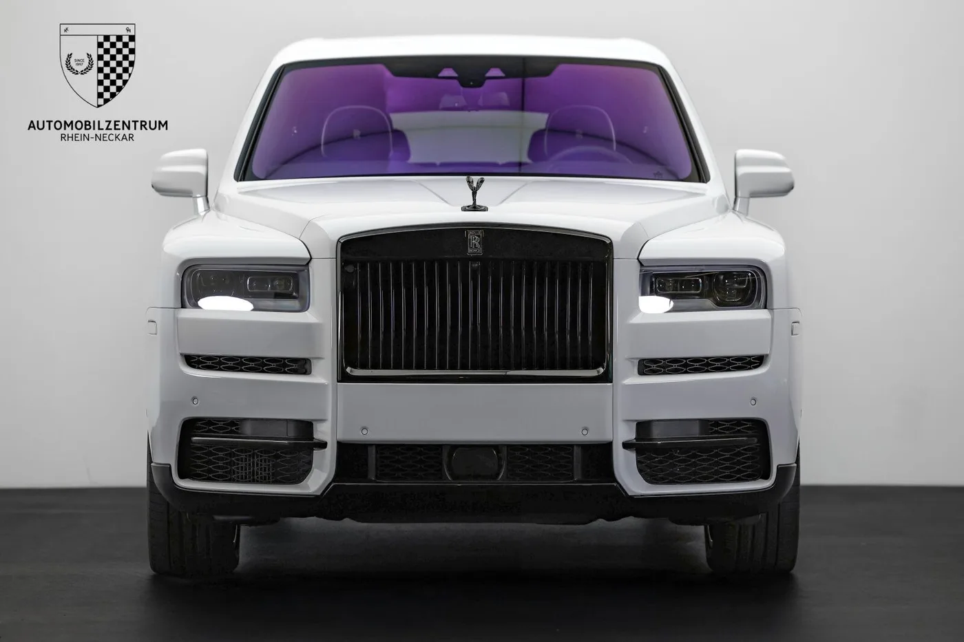 2023 Rolls-Royce Cullinan Black Badge proposée par un spécialiste de la supercar à Viernheim, Allemagne, photo 3 sur 25